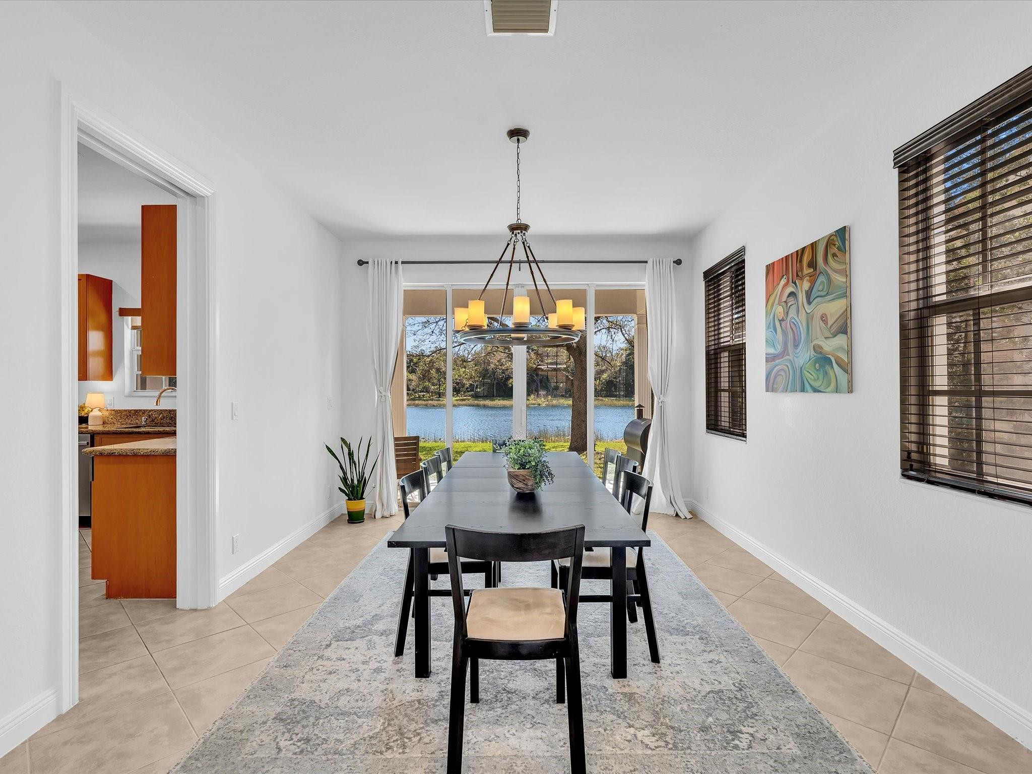 6806 Lakeside Davie, FL 33314