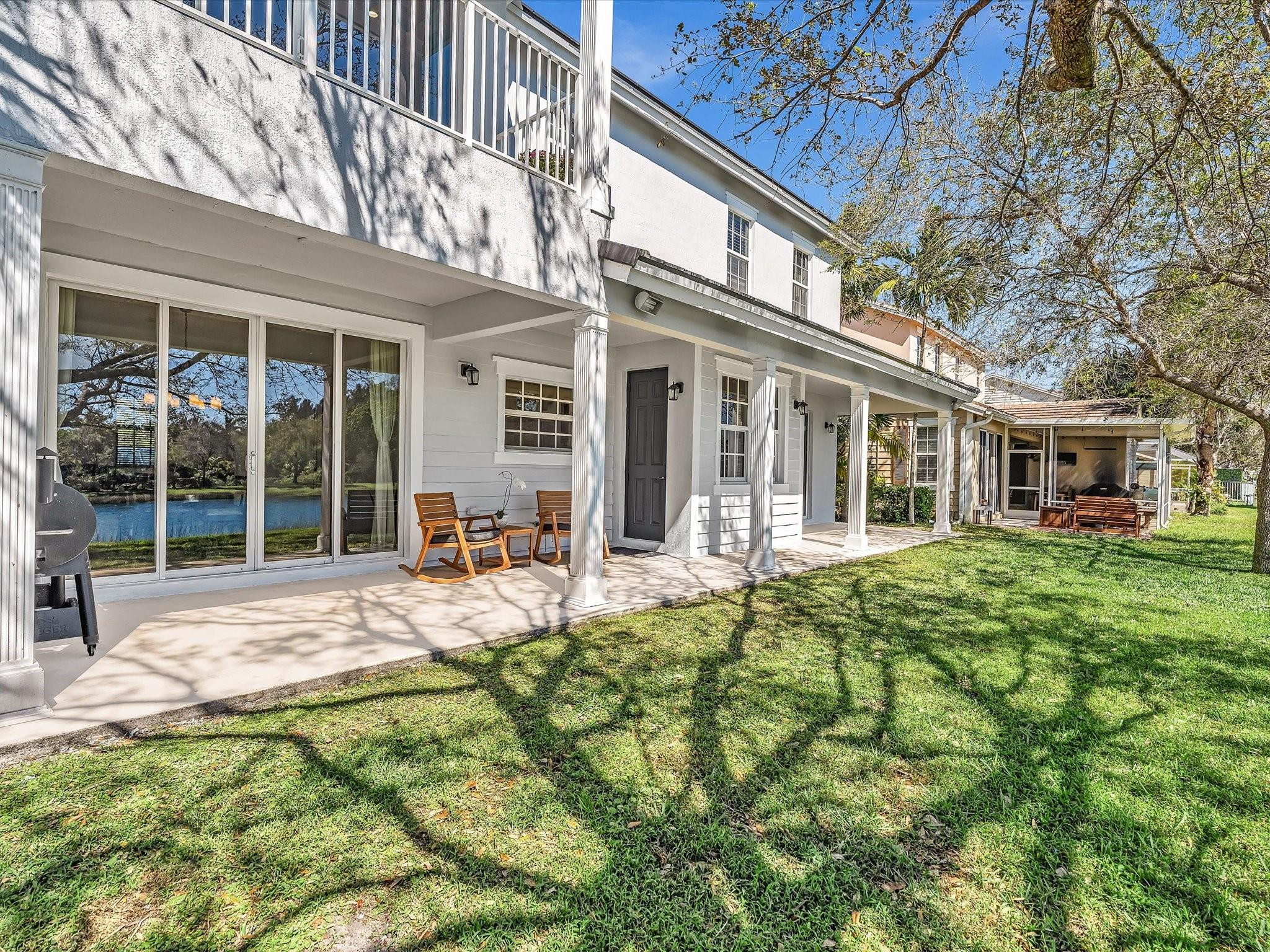 6806 Lakeside Davie, FL 33314