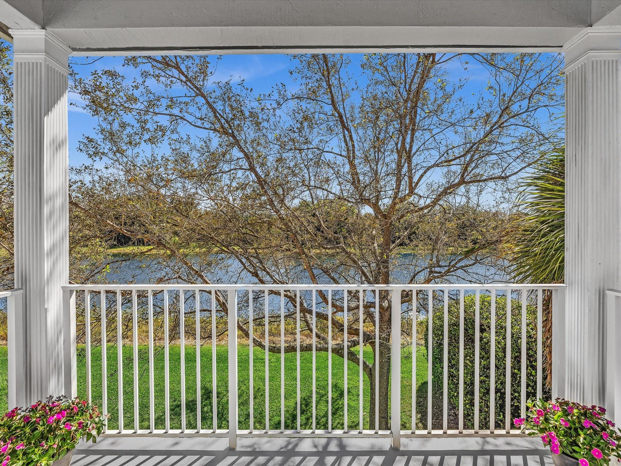 6806 Lakeside Davie, FL 33314