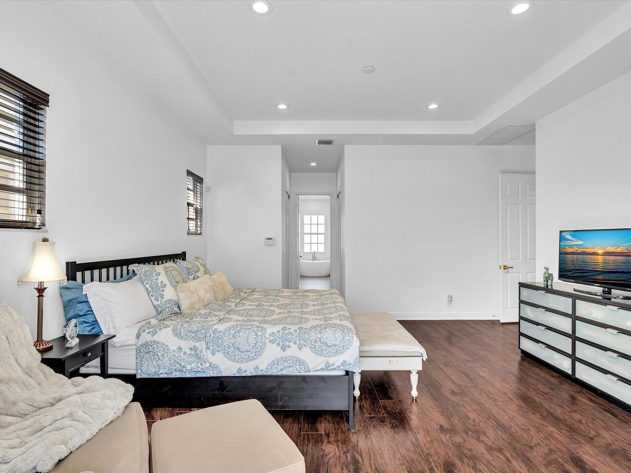 6806 Lakeside Davie, FL 33314