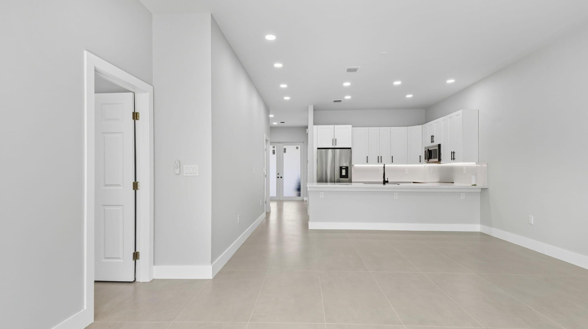 1214 NW 4th Fort Lauderdale, FL 33311