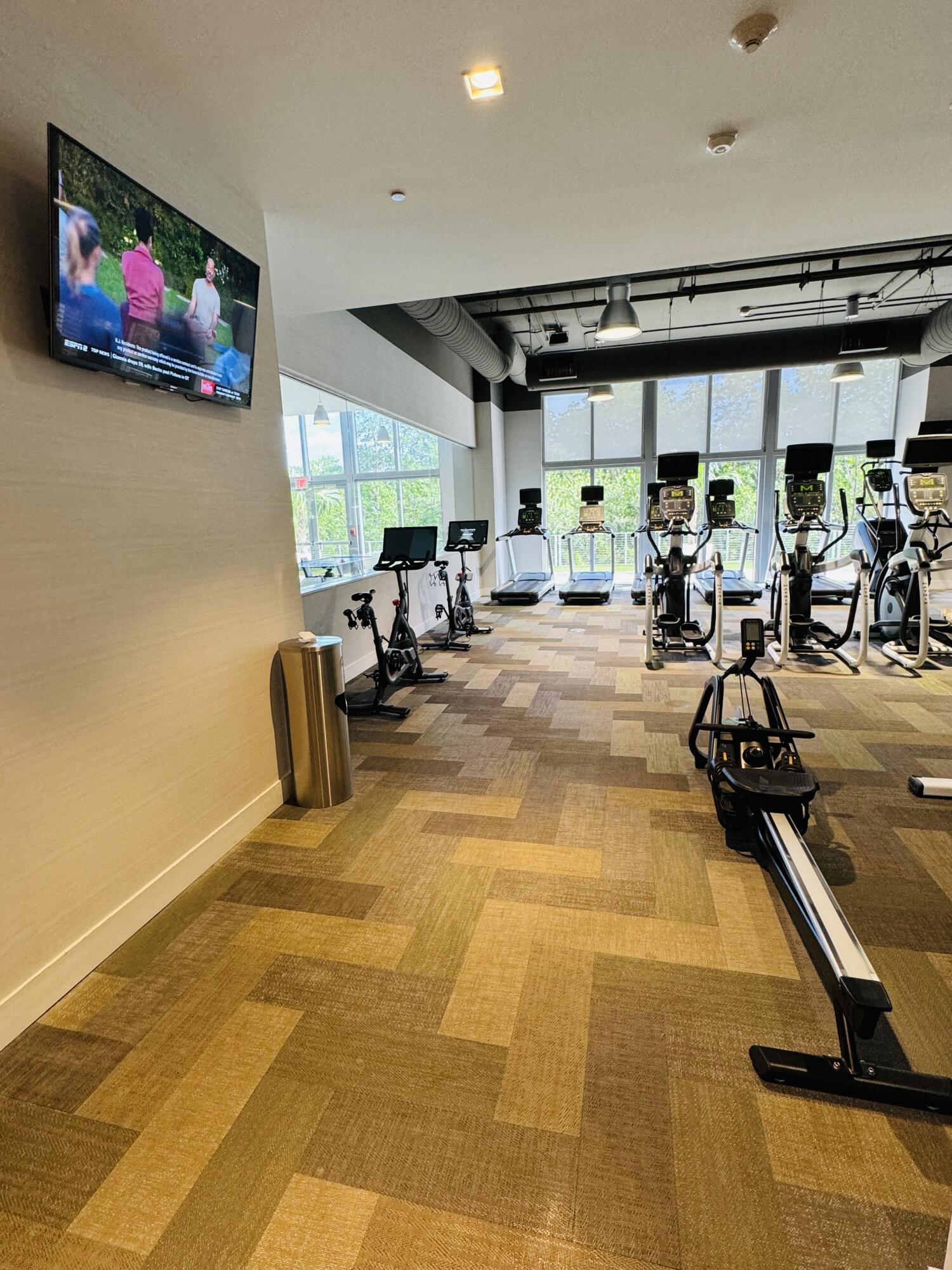 image THE HARBOUR NORTH CONDO18