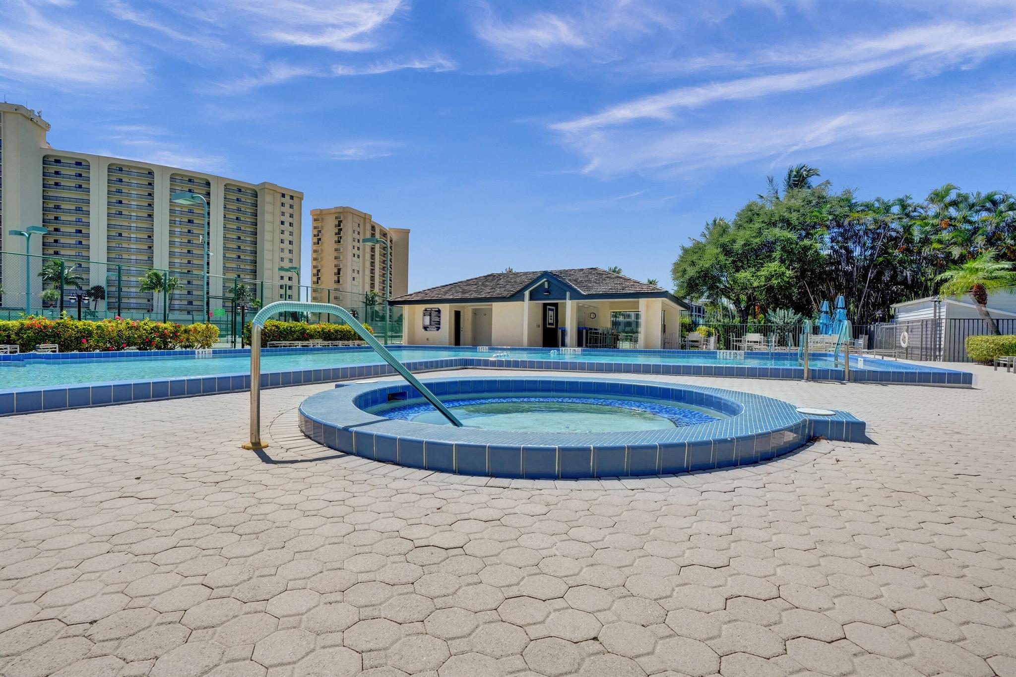 400 Ocean Trl Way #308 Jupiter, FL 33477