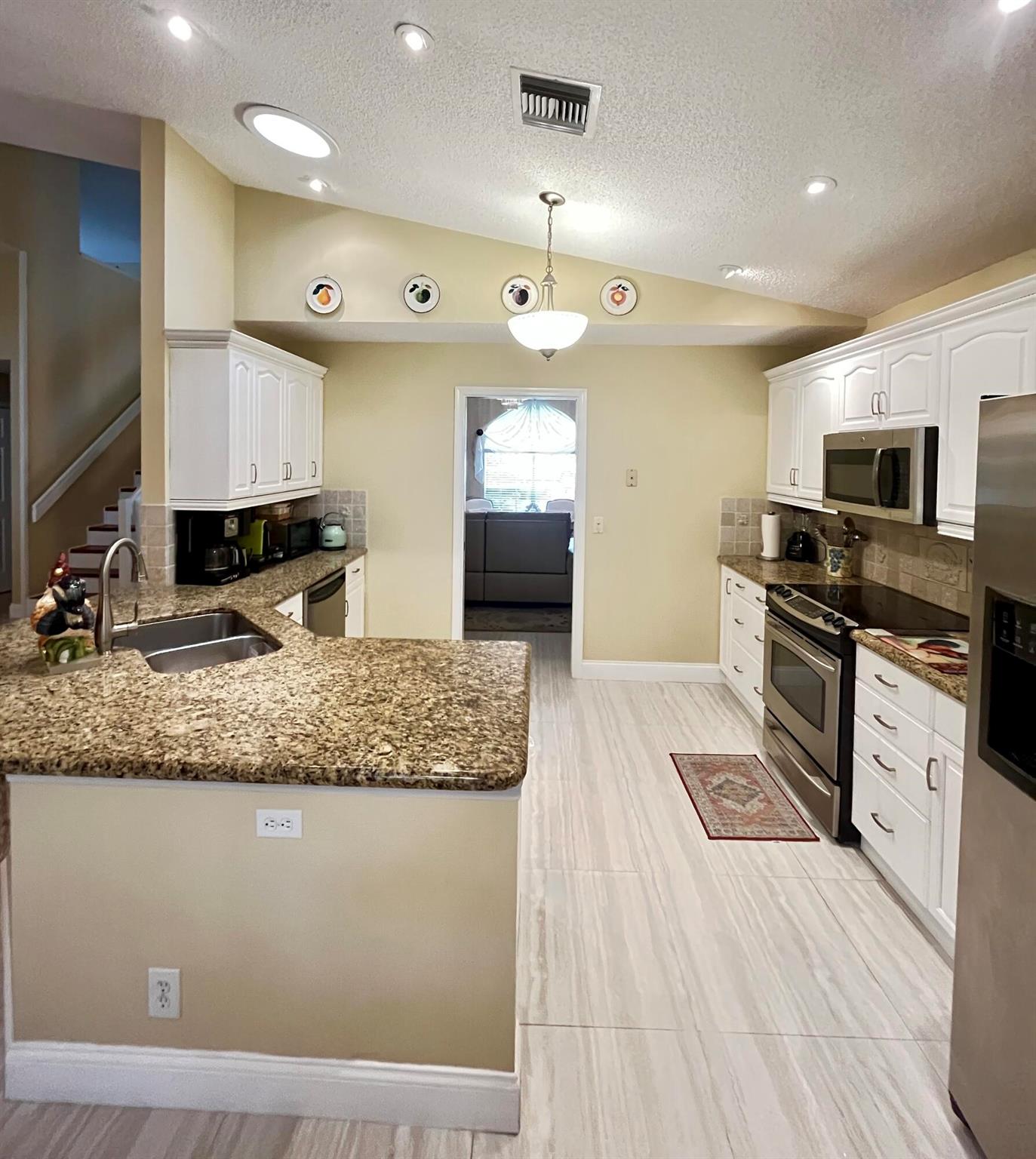 151 St Michaels Ct Jupiter, FL 33458