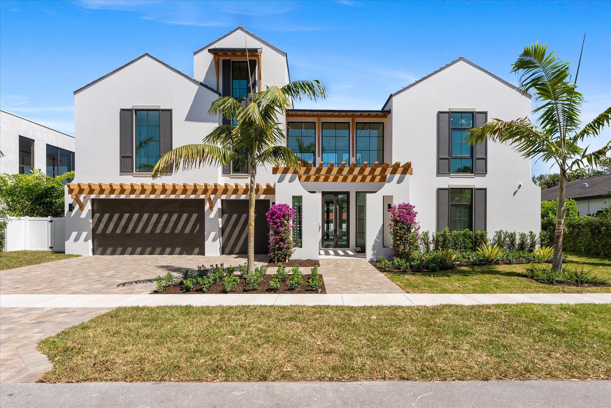 880 NE 3rd Ave Boca Raton, FL 33432