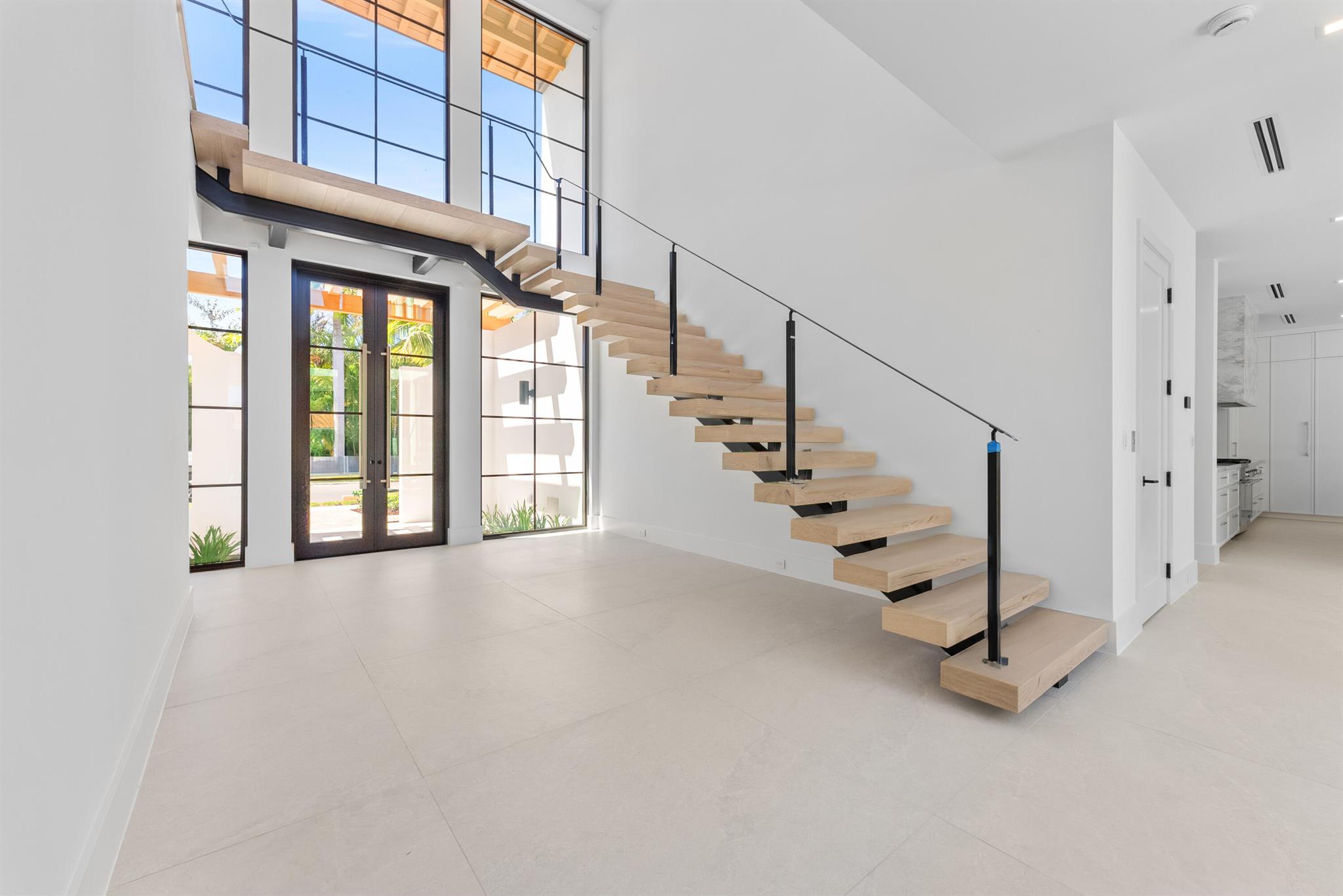 880 NE 3rd Ave Boca Raton, FL 33432