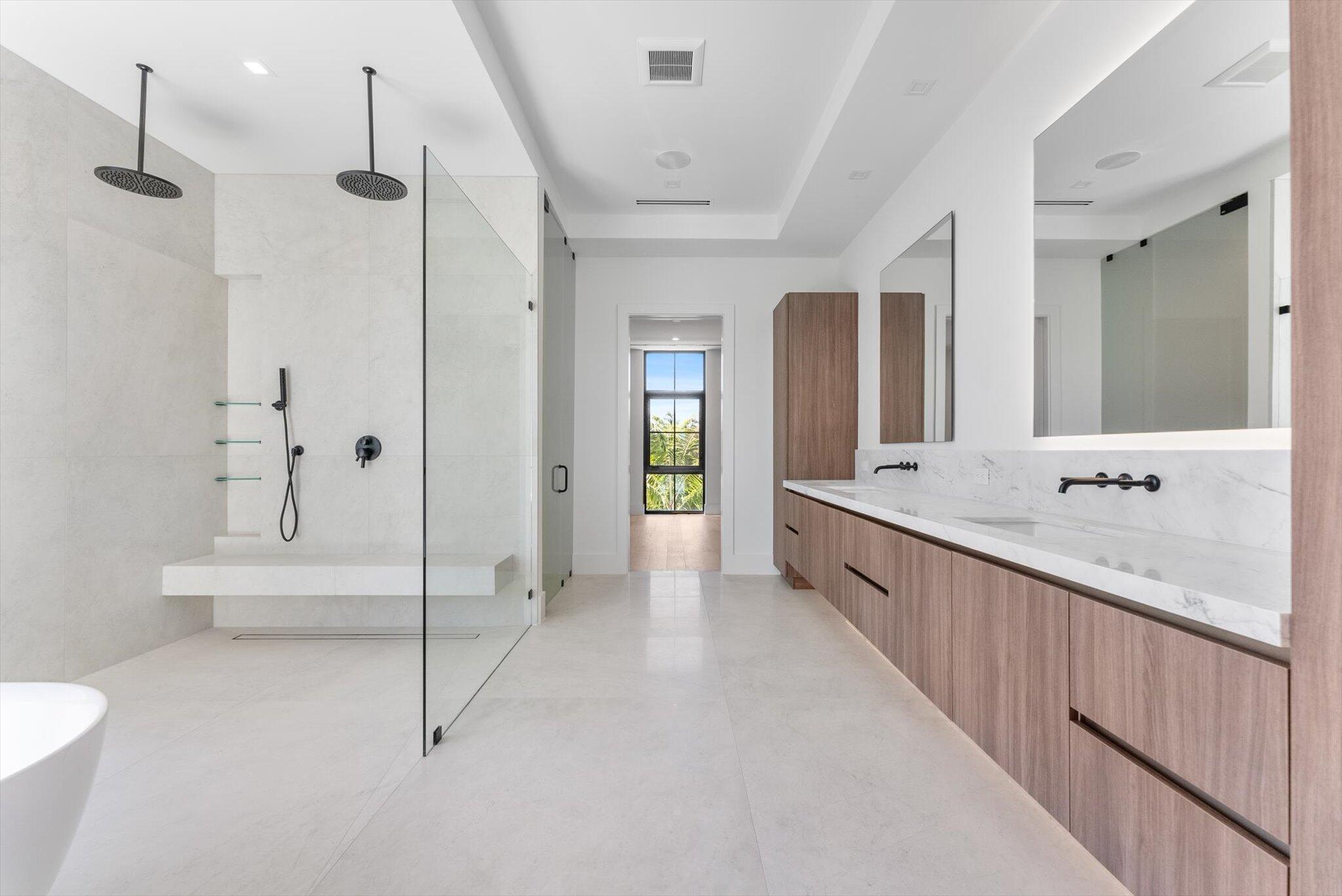 880 NE 3rd Ave Boca Raton, FL 33432