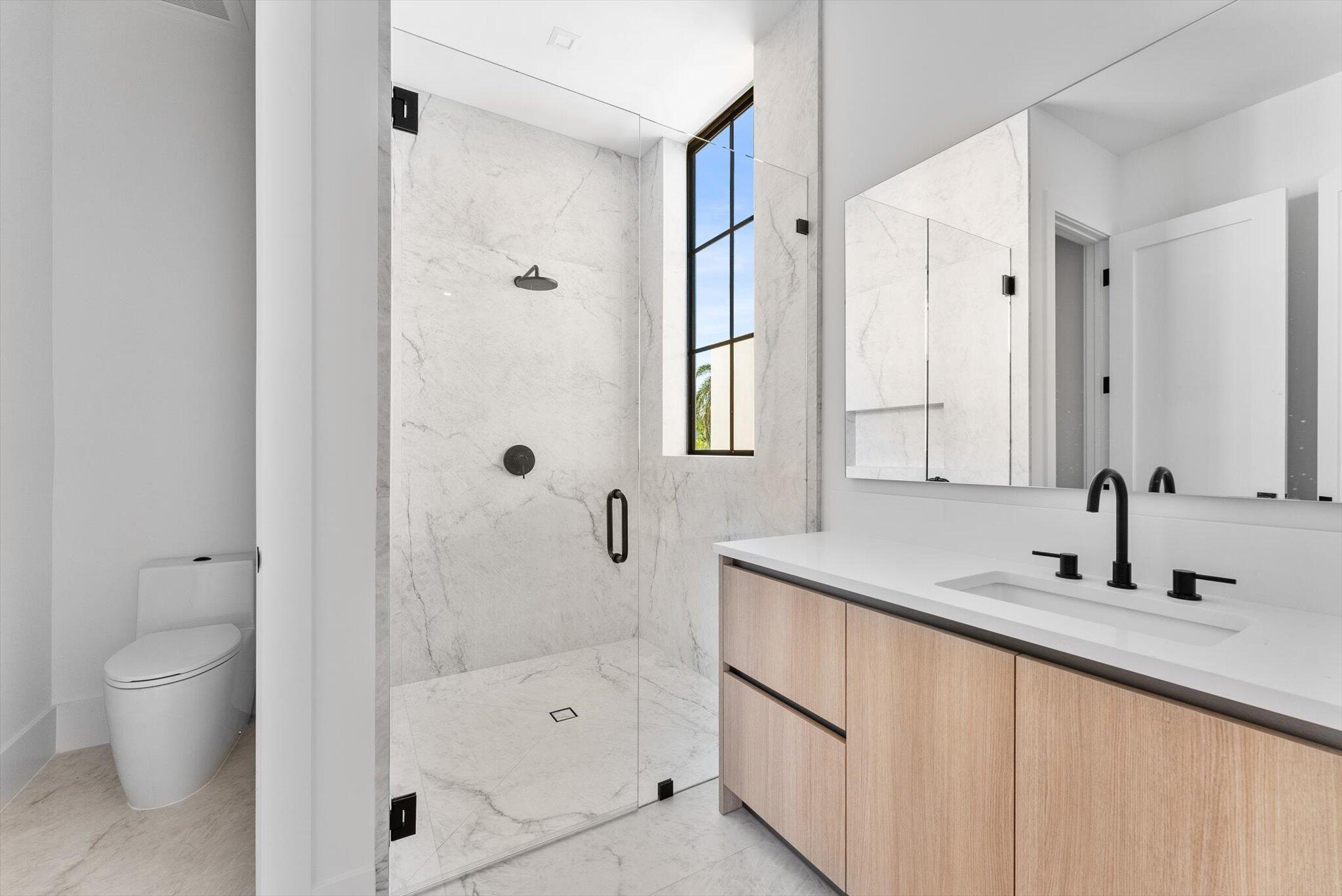 880 NE 3rd Ave Boca Raton, FL 33432