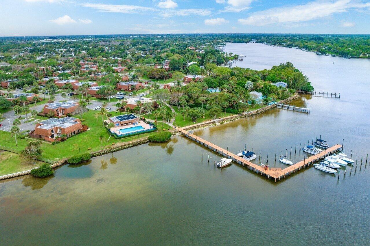 825 Center St #13b Jupiter, FL 33458