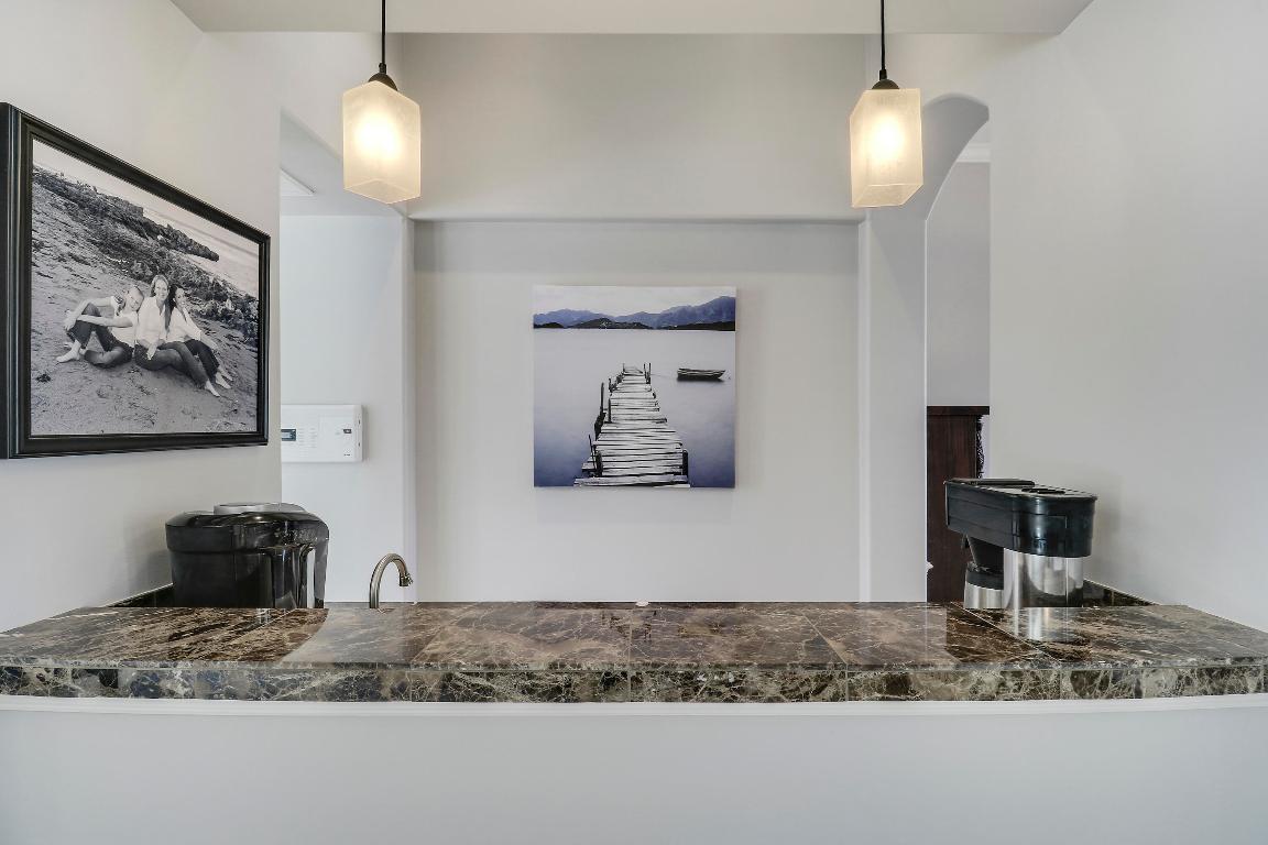 19560 Gulfstream Dr Jupiter, FL 33469