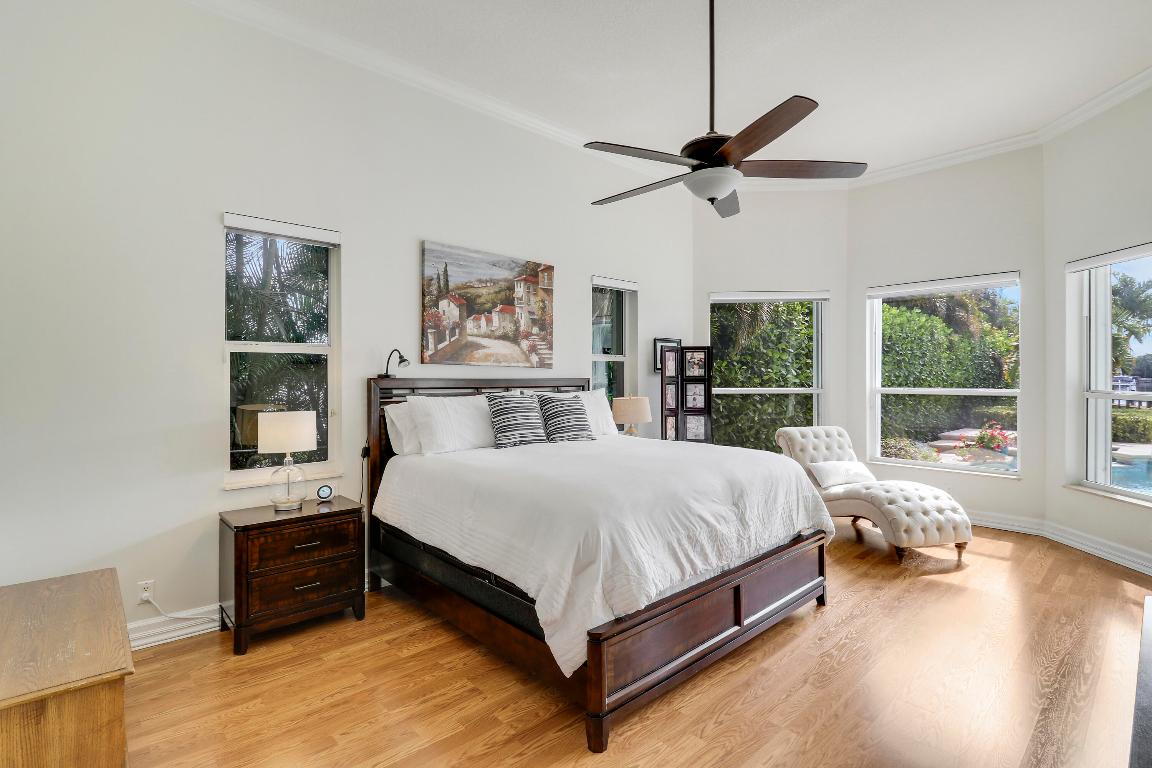 19560 Gulfstream Dr Jupiter, FL 33469