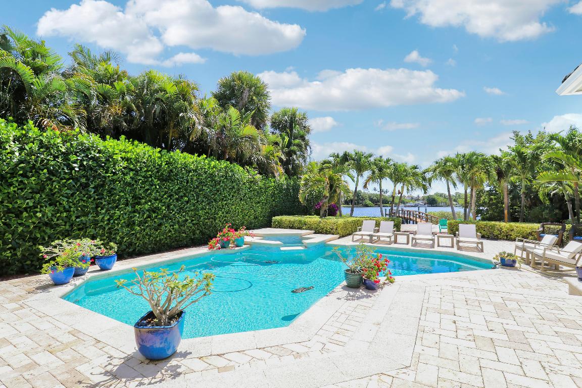 19560 Gulfstream Dr Jupiter, FL 33469