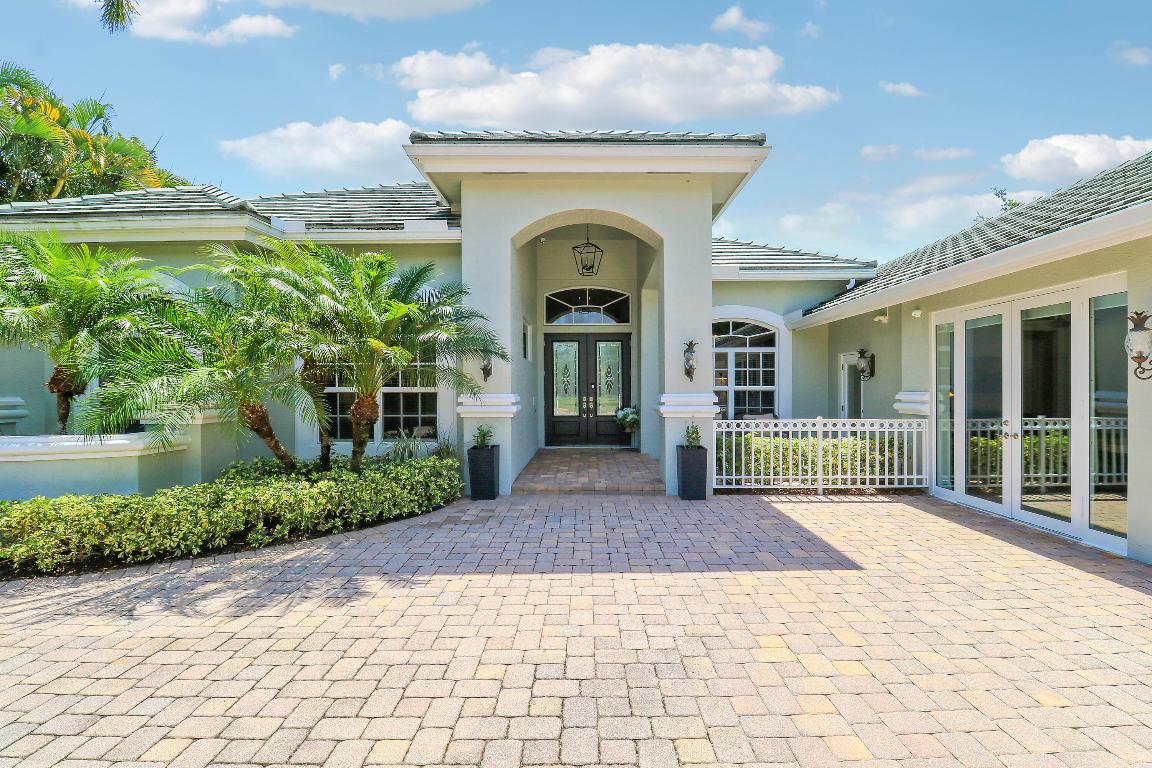 19560 Gulfstream Dr Jupiter, FL 33469