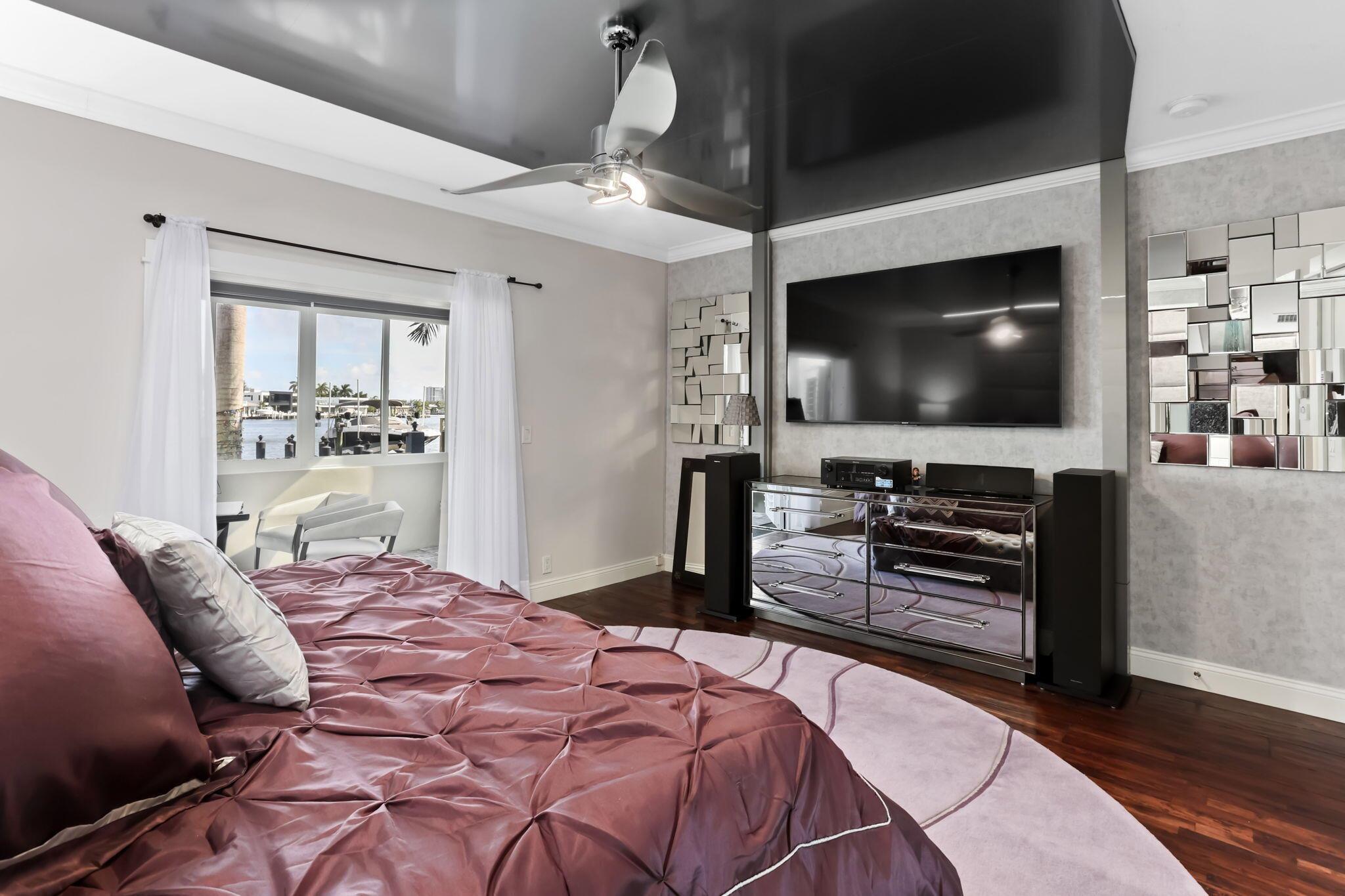 3102 SE 12th St Pompano Beach, FL 33062