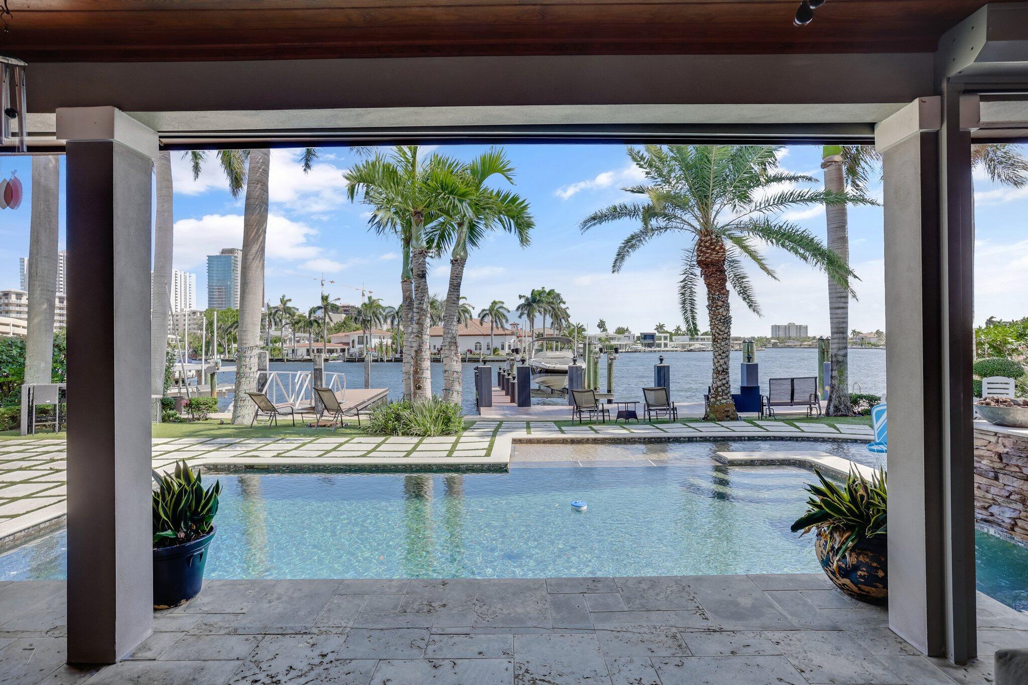 3102 SE 12th St Pompano Beach, FL 33062