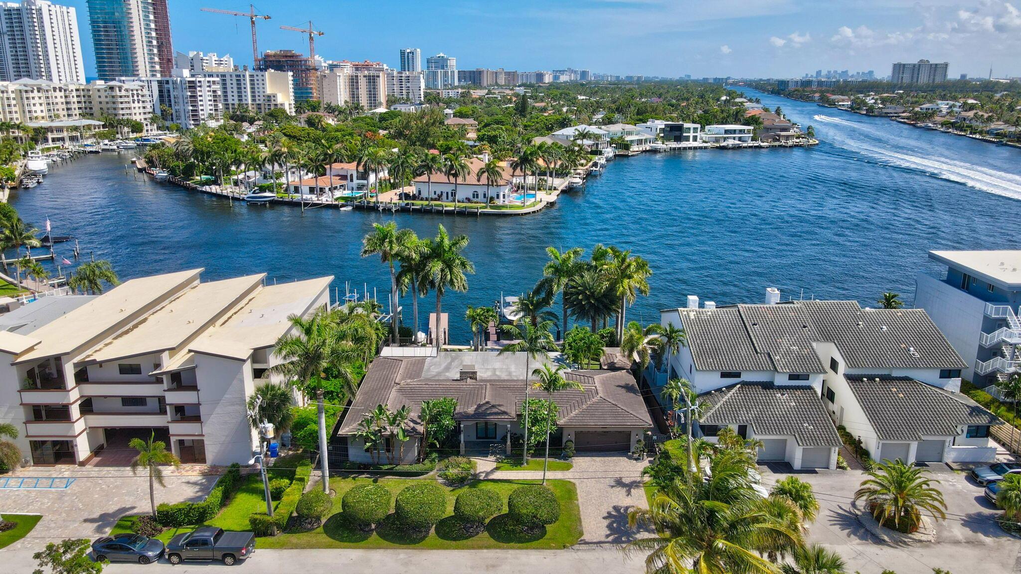 3102 SE 12th St Pompano Beach, FL 33062