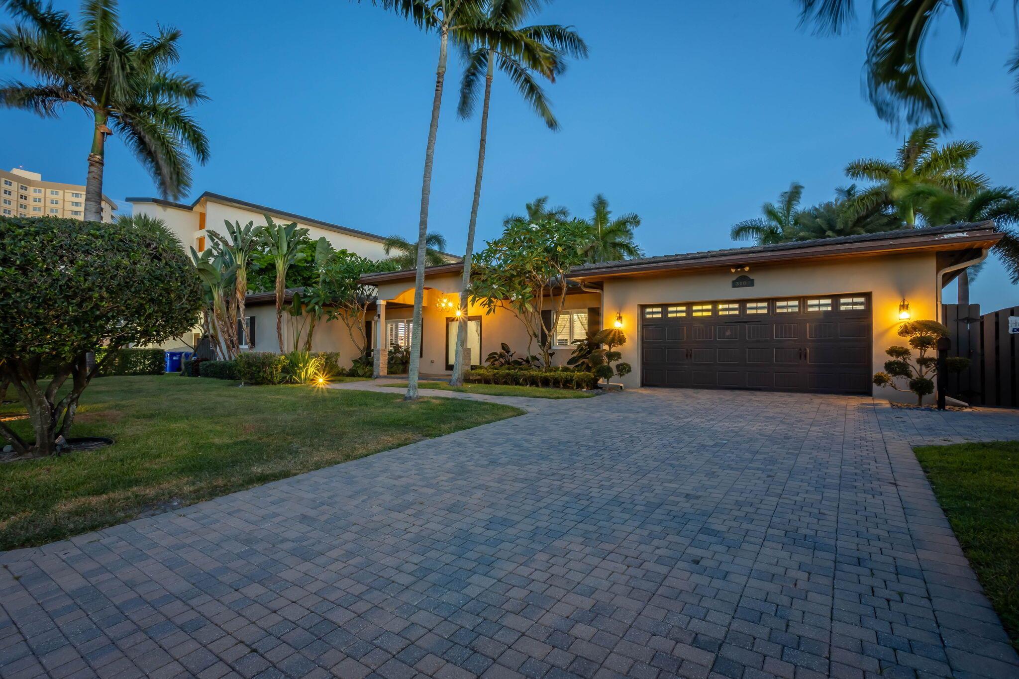 3102 SE 12th St Pompano Beach, FL 33062