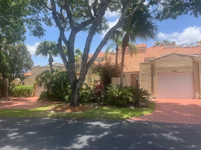 22708 Meridiana Dr