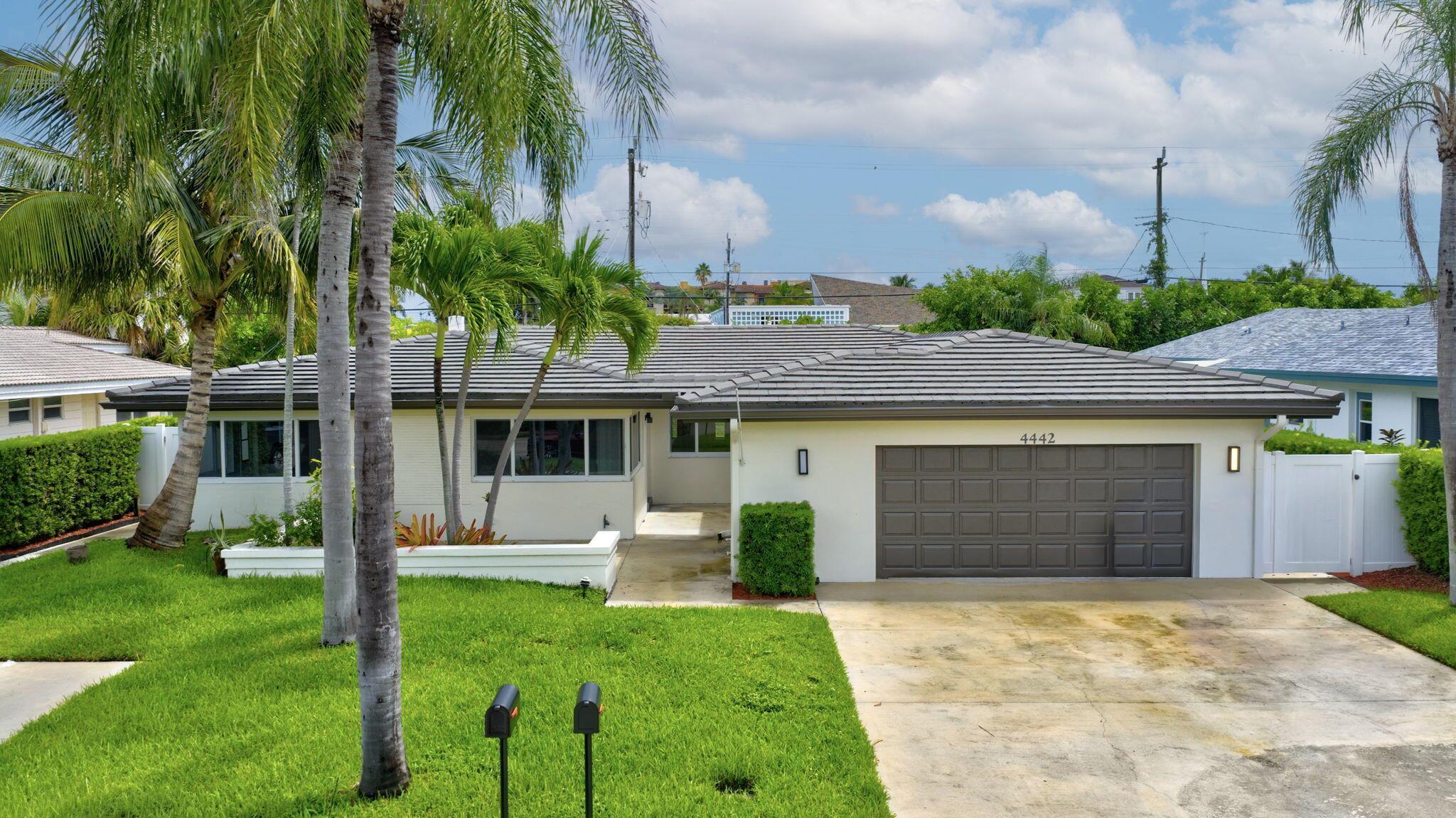 4442 Sea Grape Dr #2