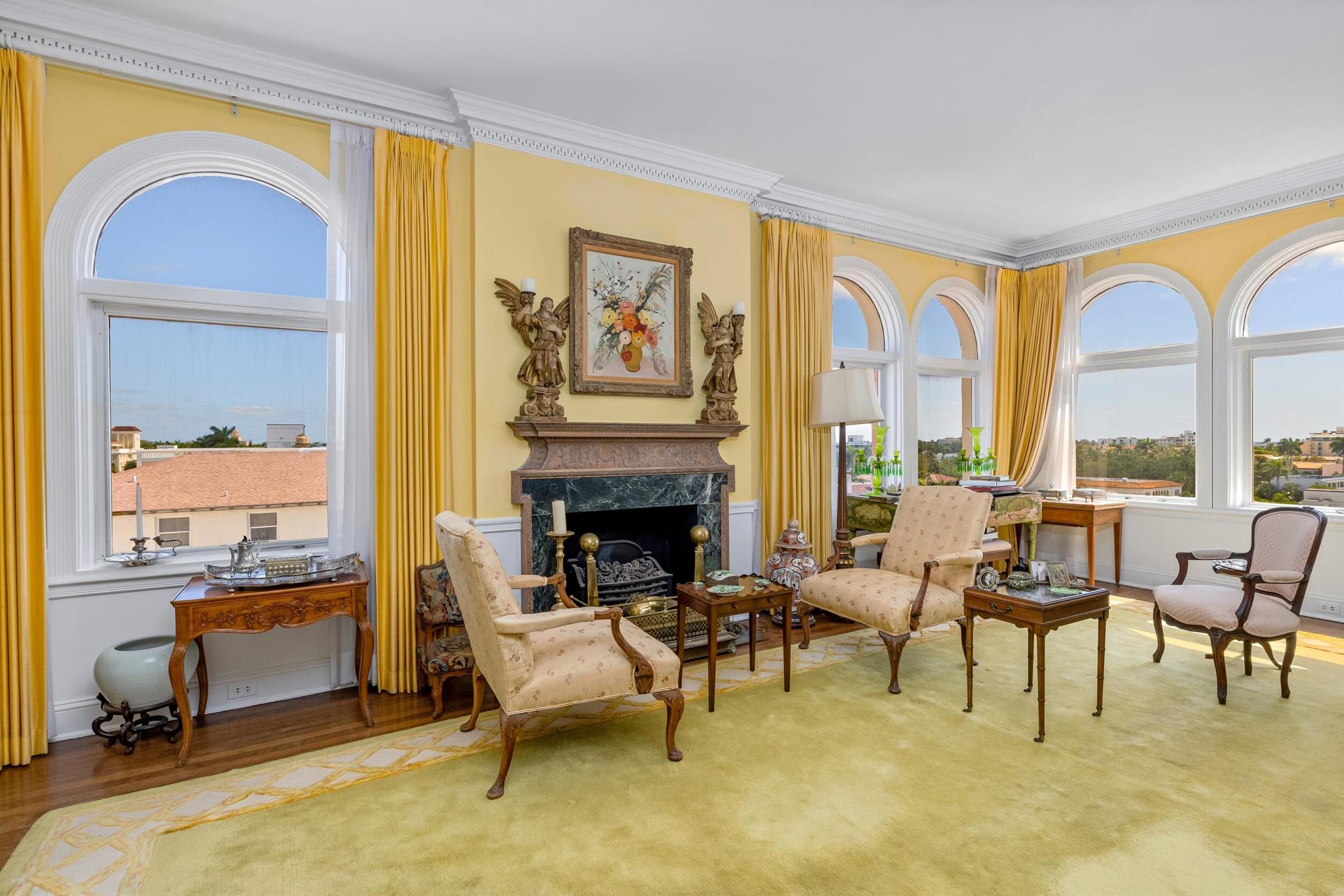 9 Via Parigi Palm Beach, FL 33480