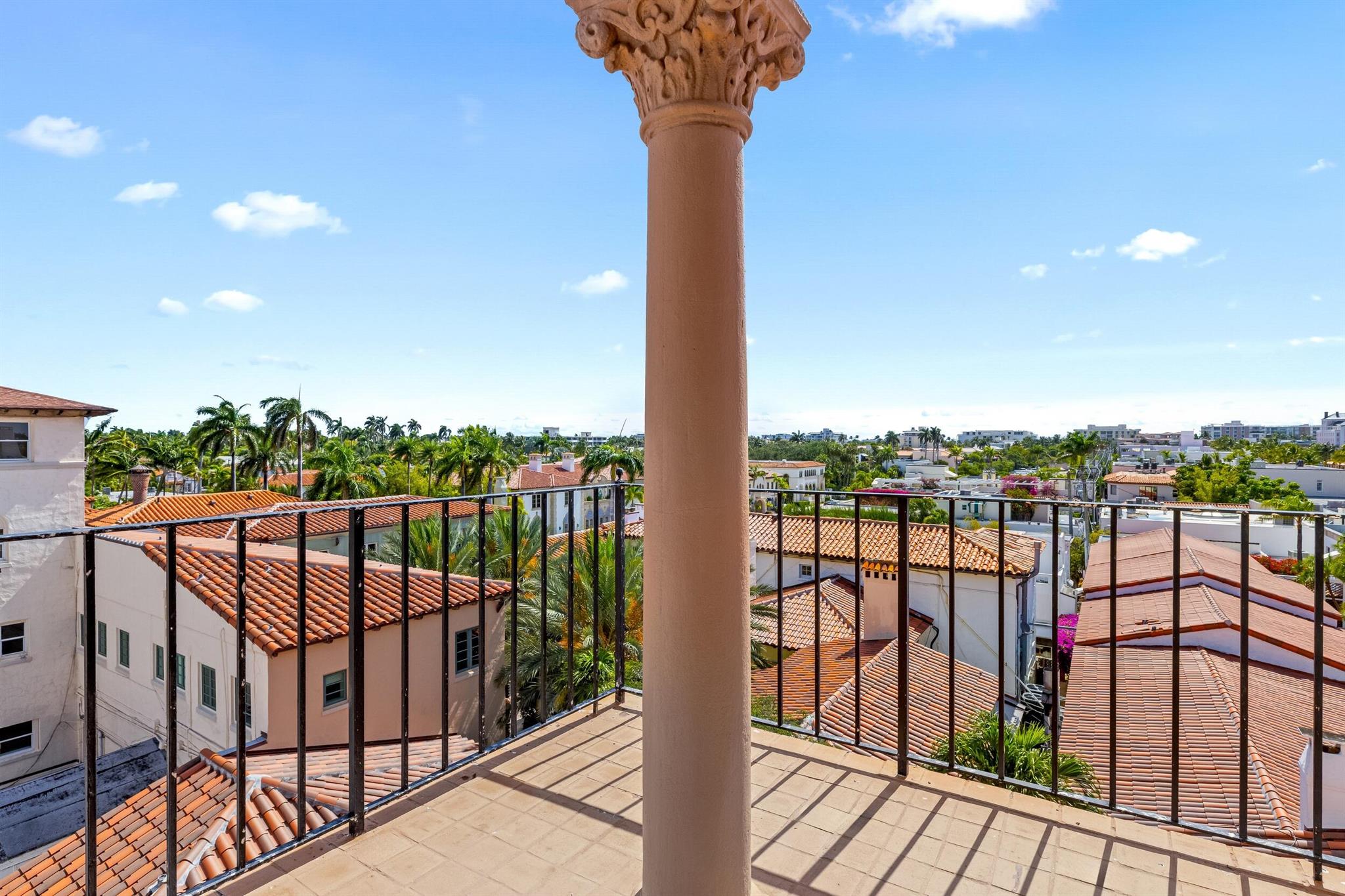 9 Via Parigi Palm Beach, FL 33480