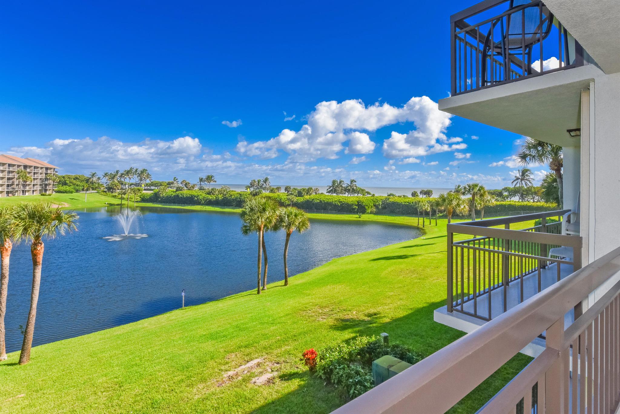 601 S Seas Dr #303 Jupiter, FL 33477