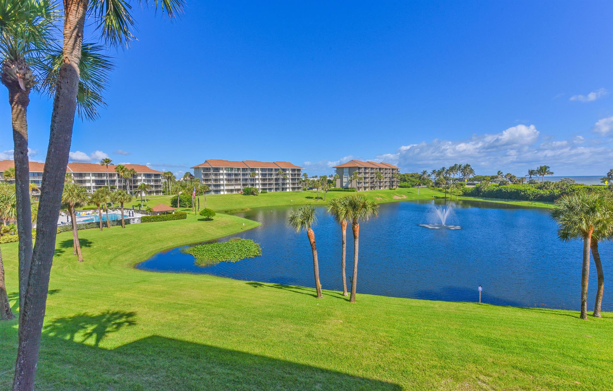 601 S Seas Dr #303 Jupiter, FL 33477