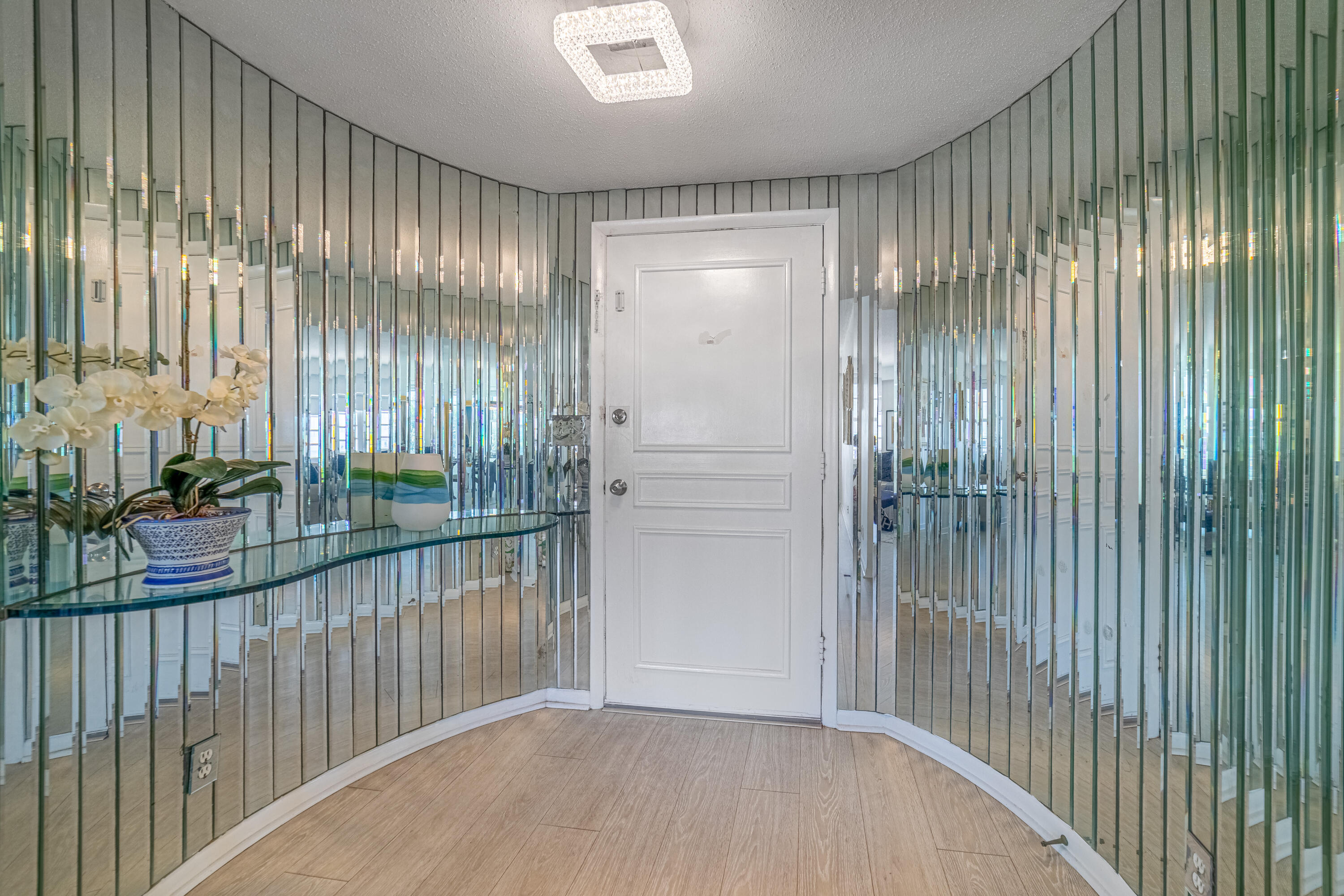 3475 S Ocean Blvd #201 Palm Beach, FL 33480