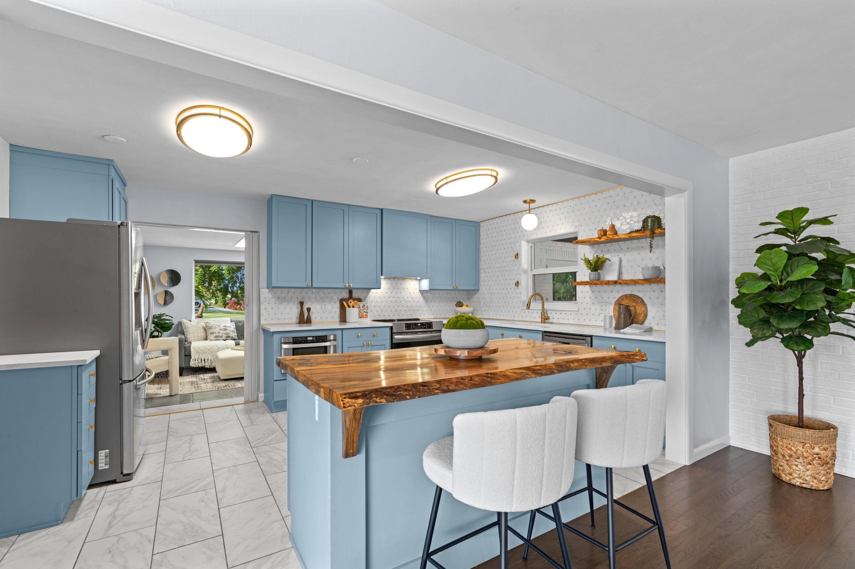 541 Kingfish Rd North Palm Beach, FL 33408