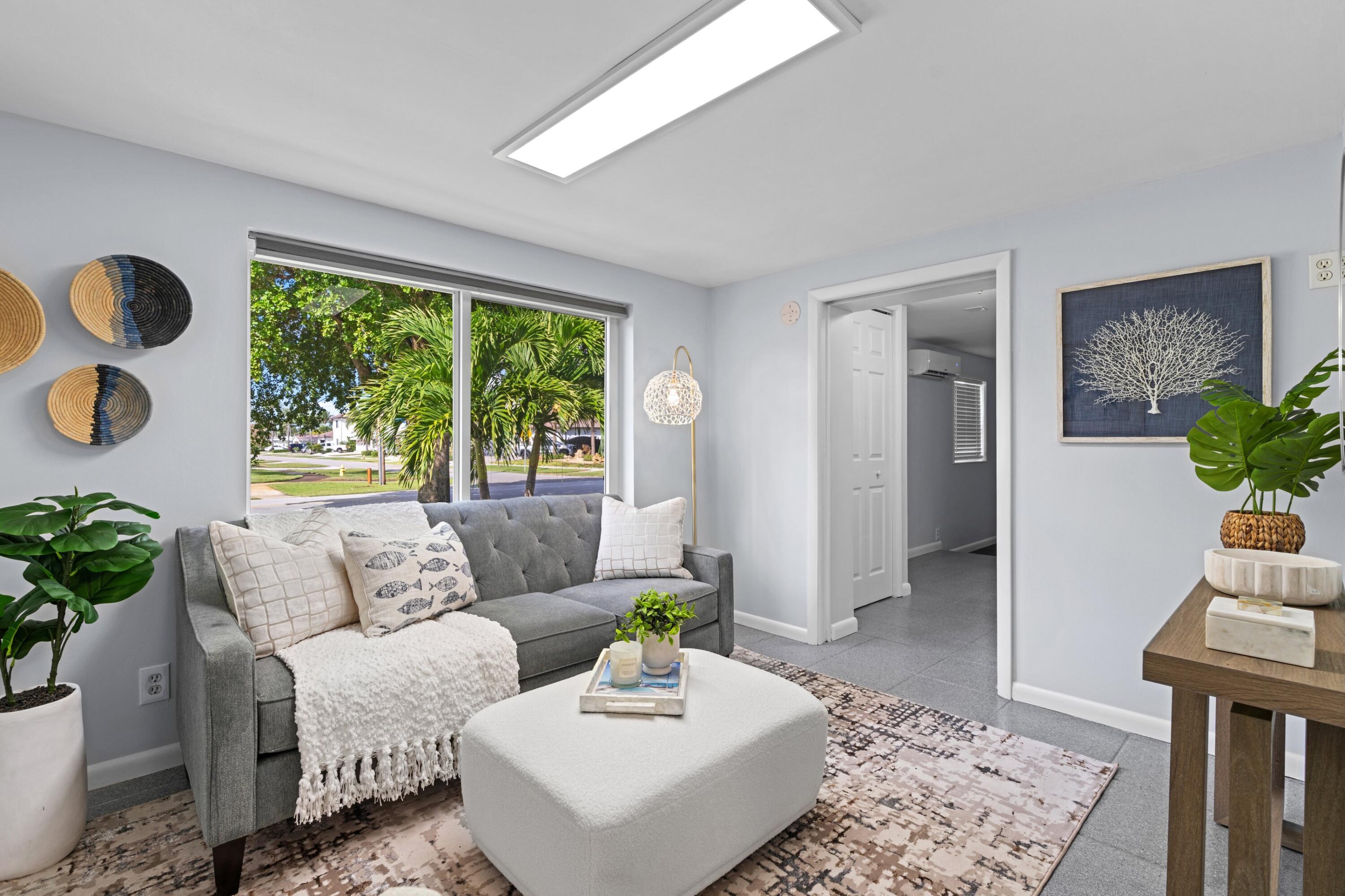 541 Kingfish Rd North Palm Beach, FL 33408