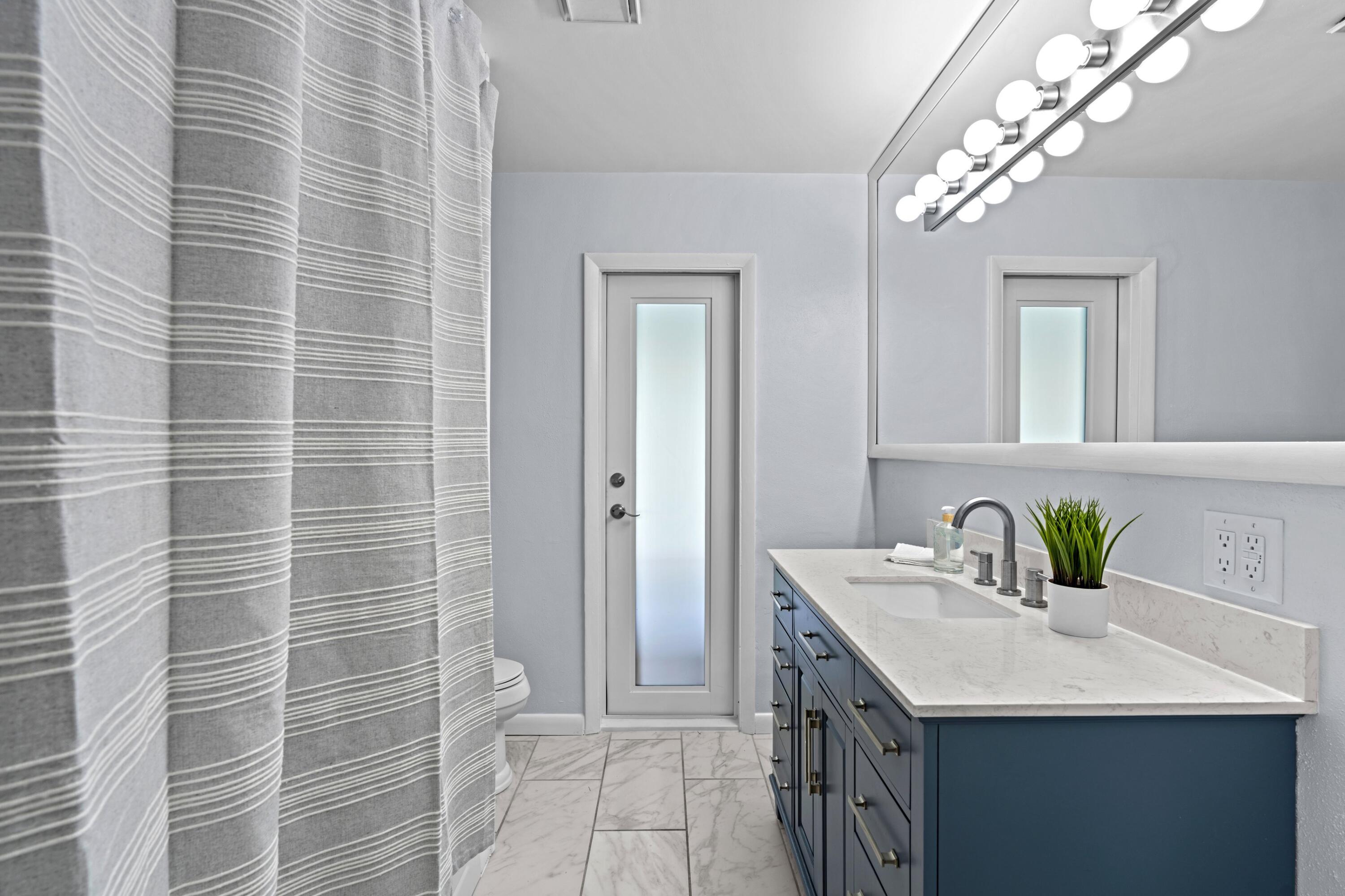 541 Kingfish Rd North Palm Beach, FL 33408