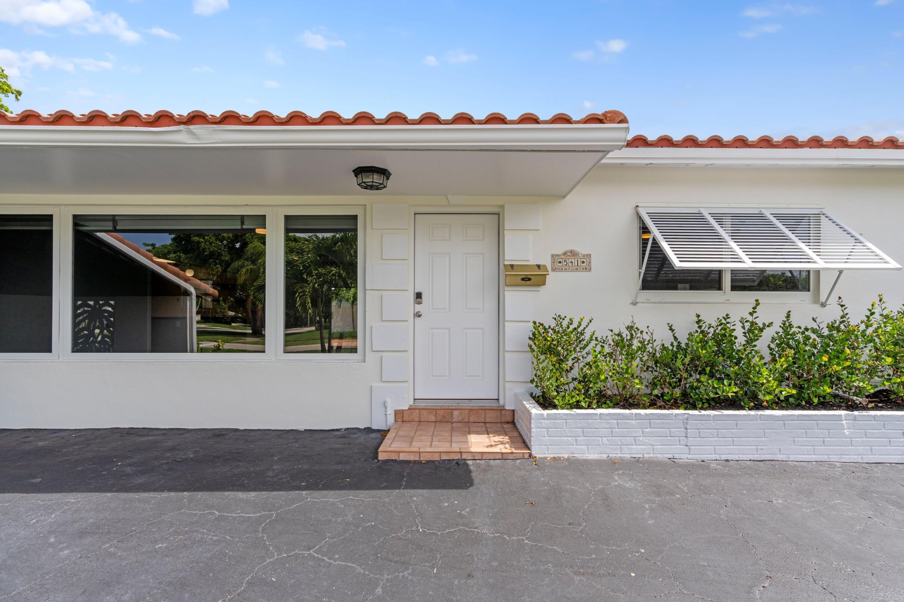 541 Kingfish Rd North Palm Beach, FL 33408