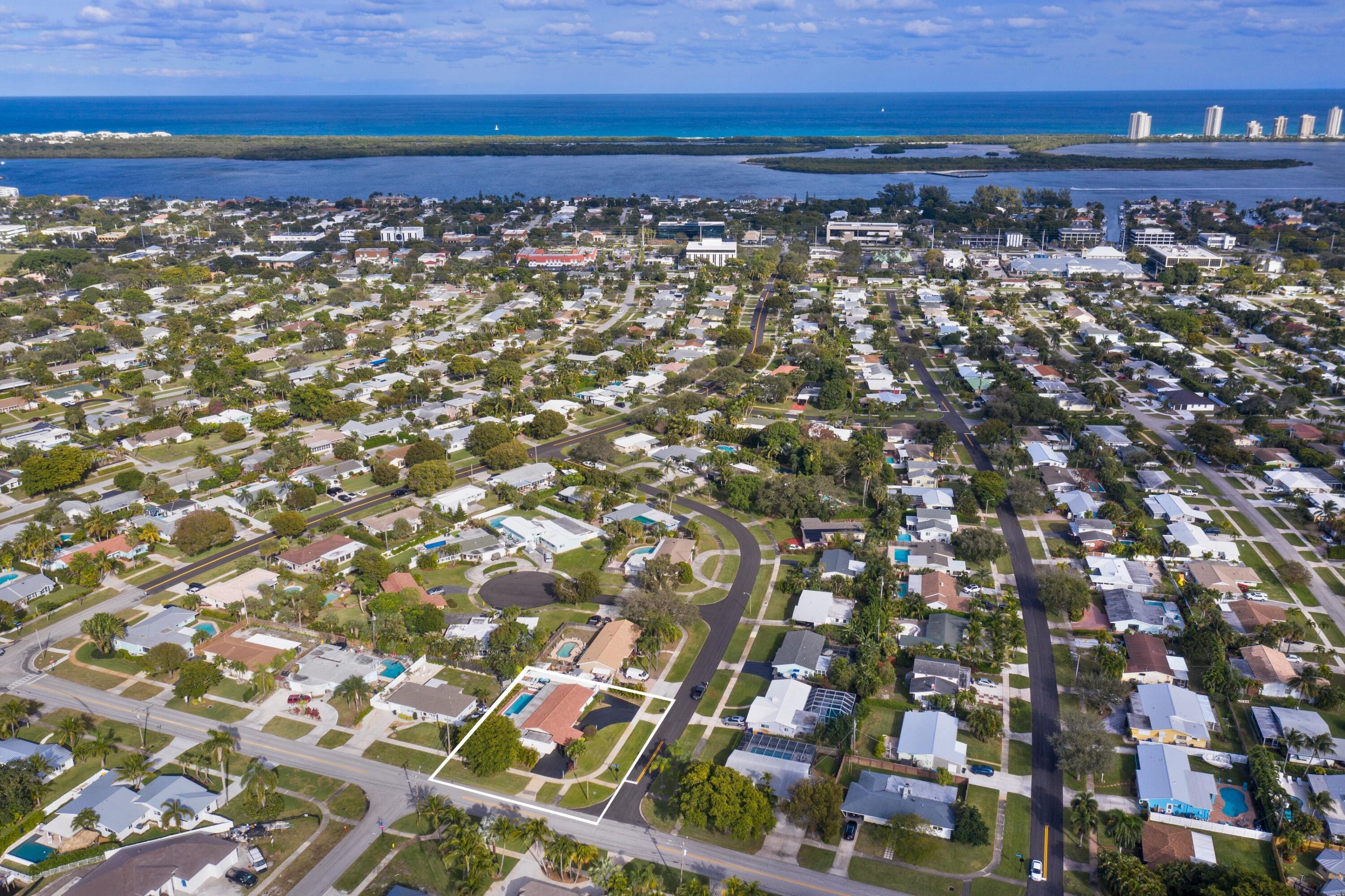 541 Kingfish Rd North Palm Beach, FL 33408