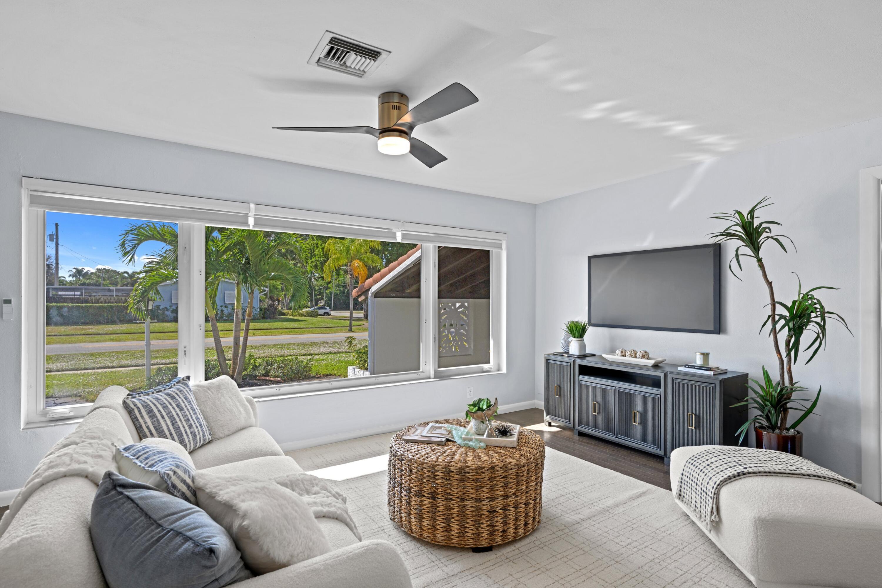 541 Kingfish Rd North Palm Beach, FL 33408