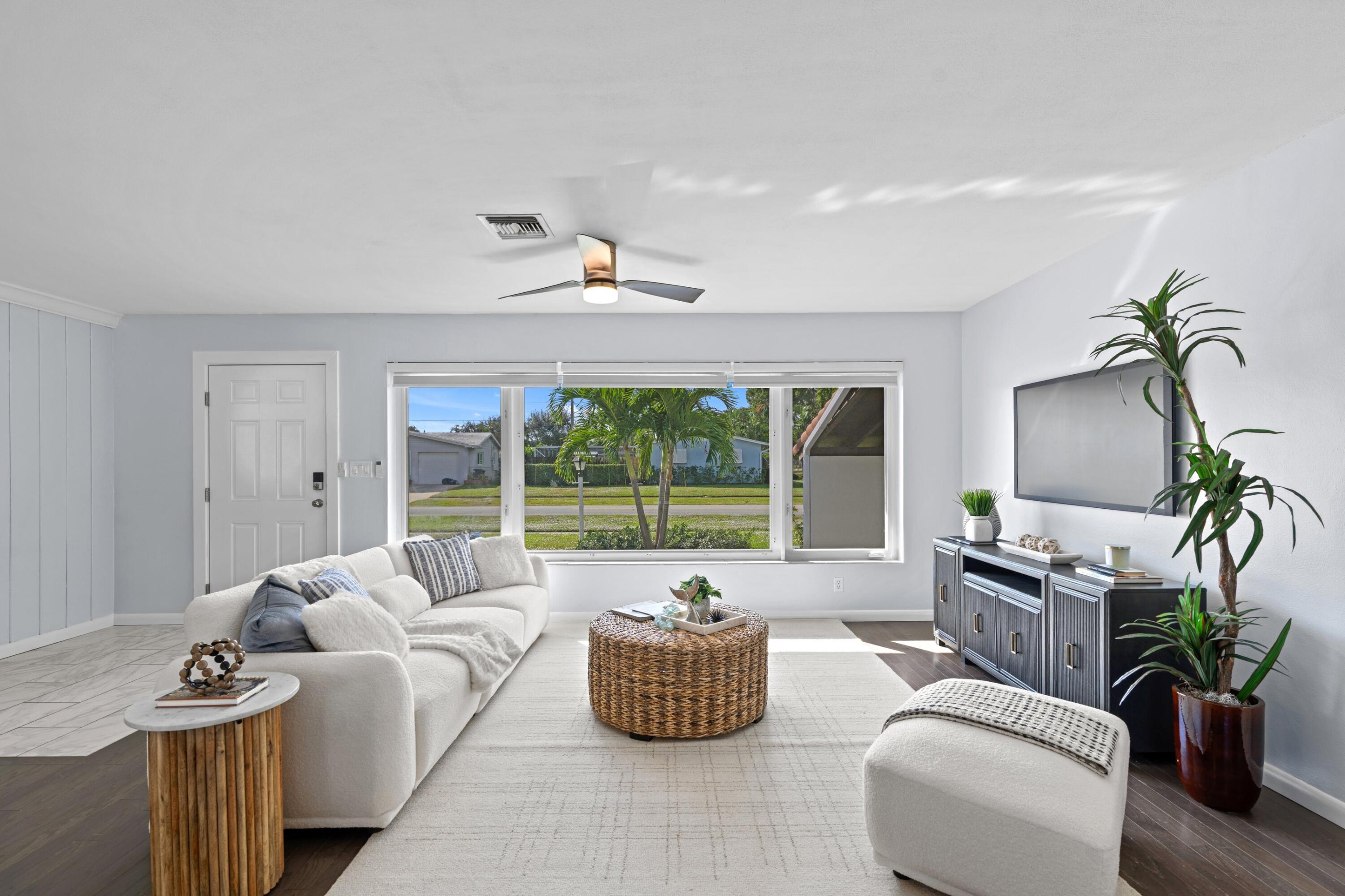 541 Kingfish Rd North Palm Beach, FL 33408