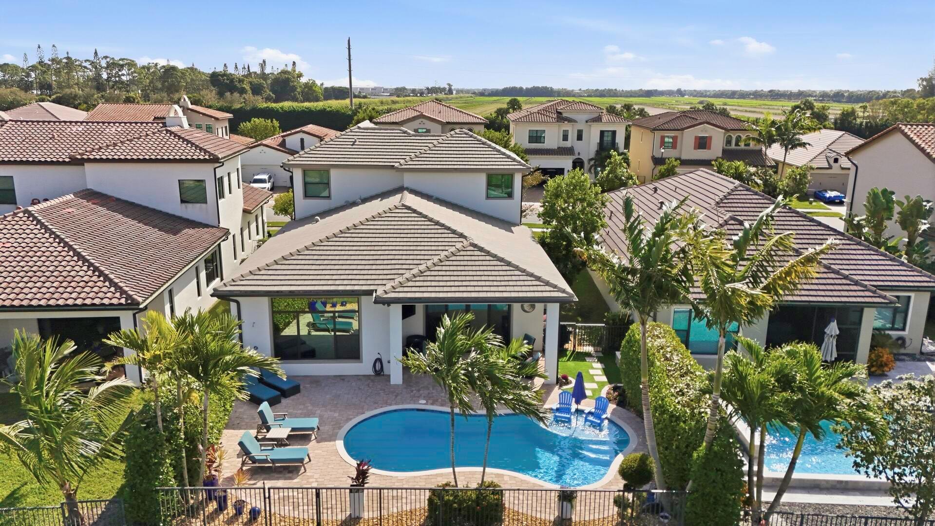 8644 Grand Prix Ln Boynton Beach, FL 33472