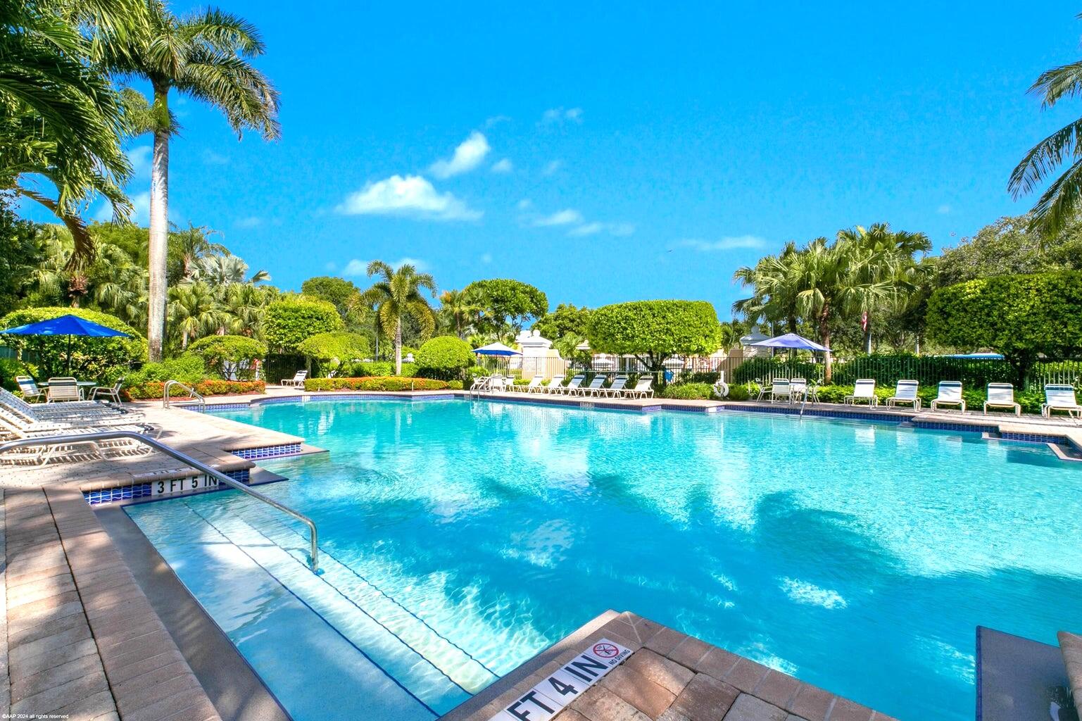 130 Canterbury Pl Royal Palm Beach, FL 33414