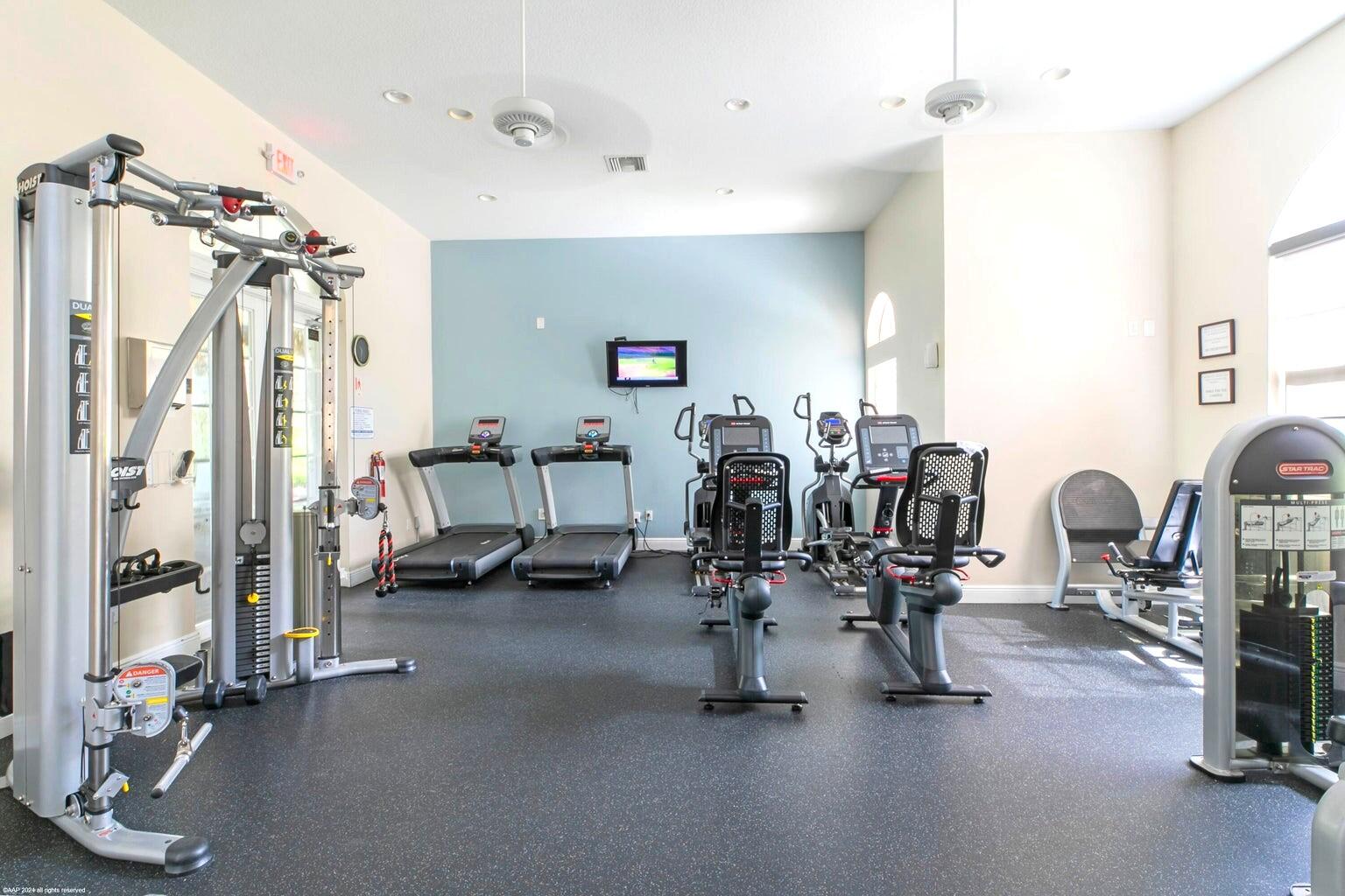 130 Canterbury Pl Royal Palm Beach, FL 33414