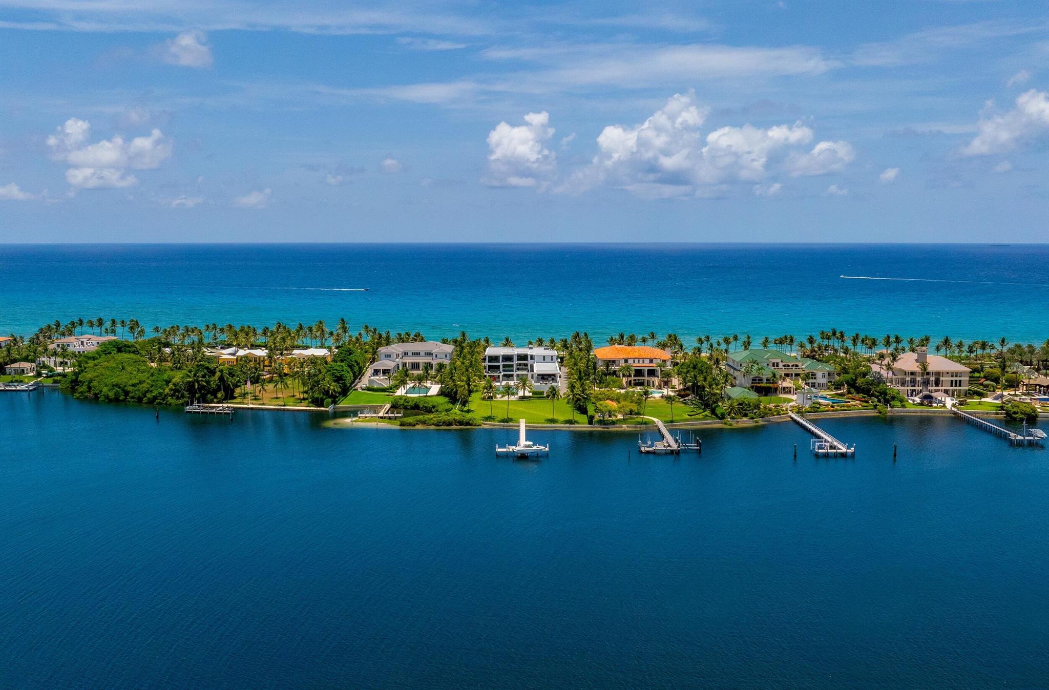 1660 S Ocean Blvd Manalapan, FL 33462