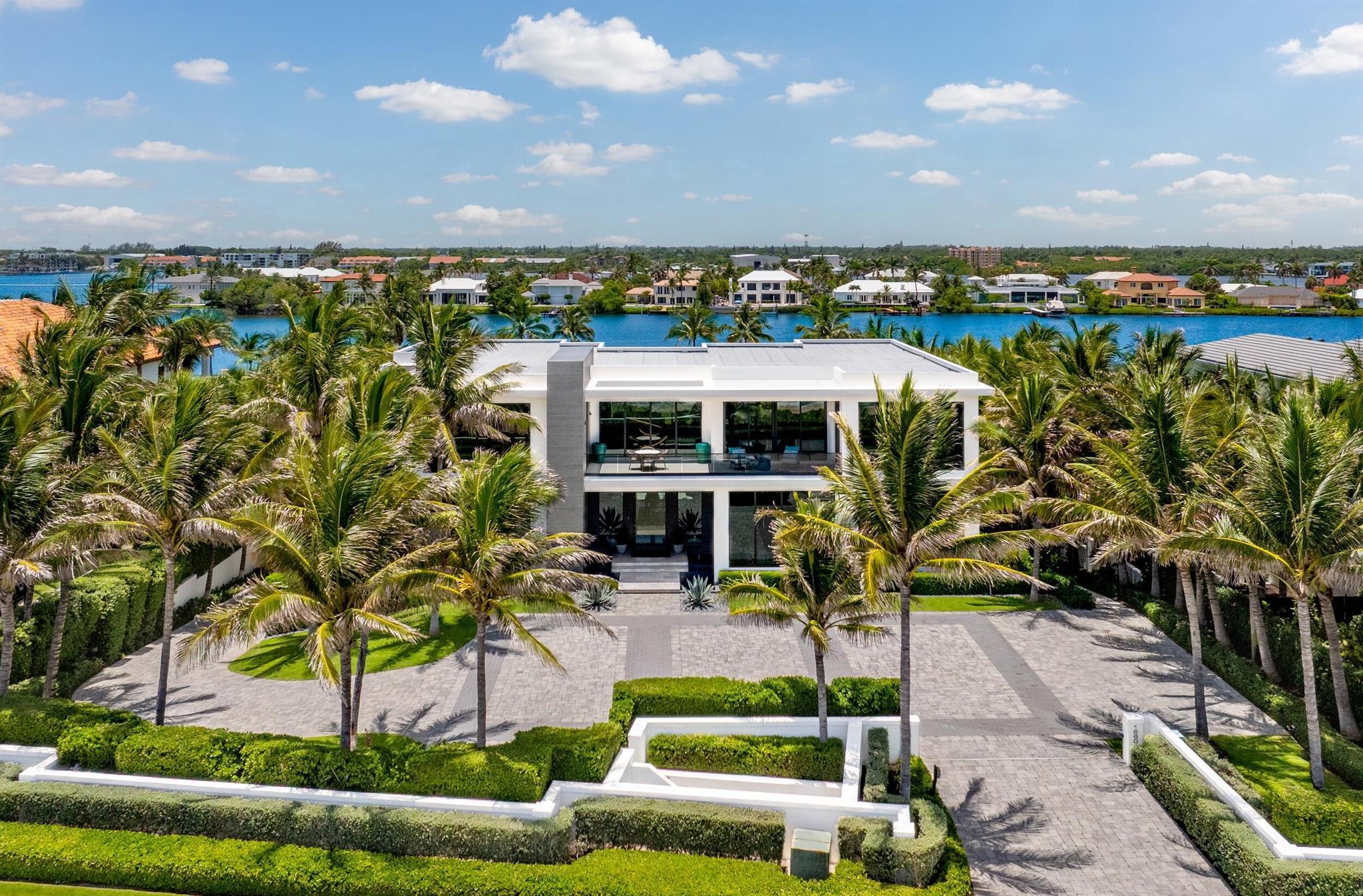 1660 S Ocean Blvd Manalapan, FL 33462