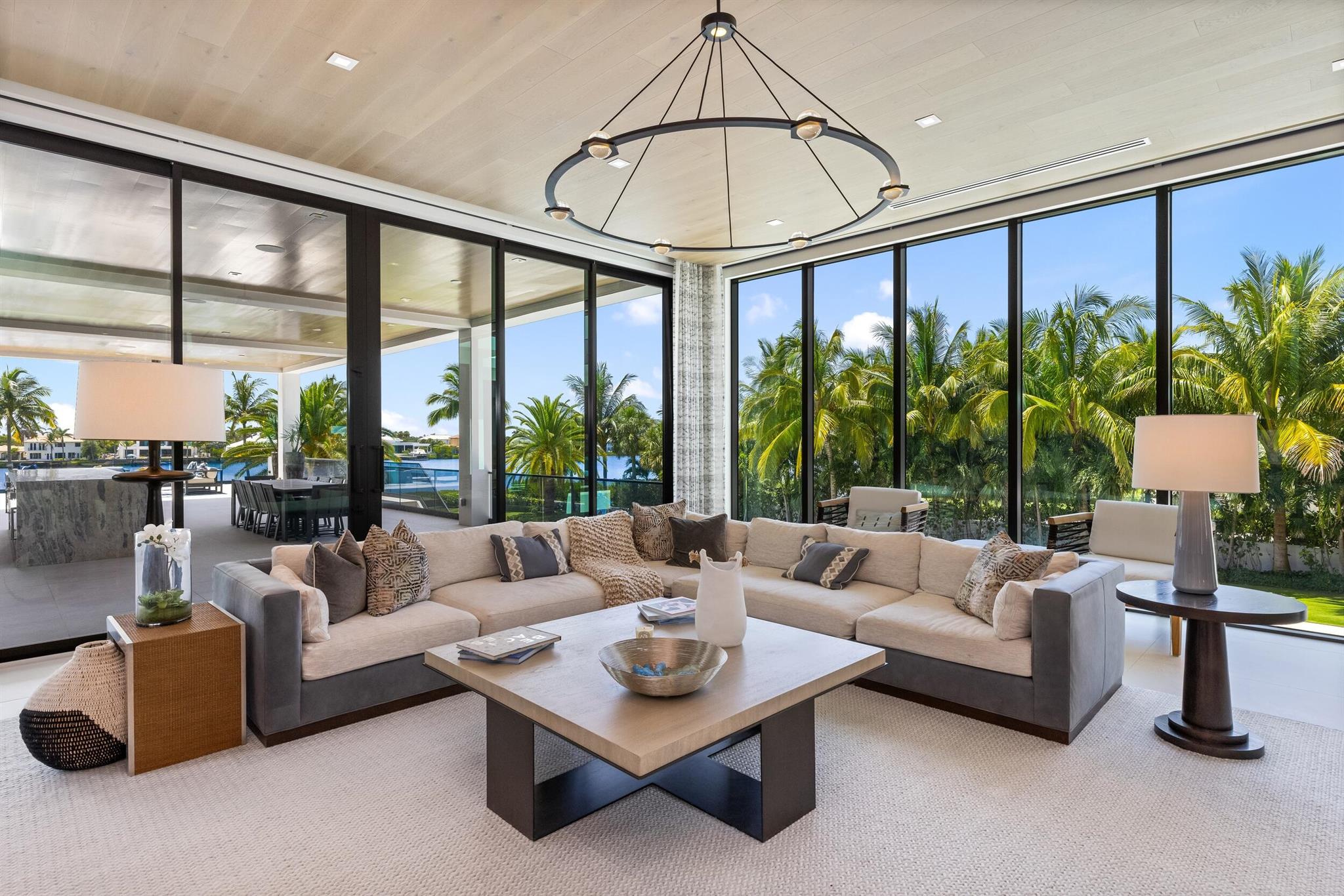 1660 S Ocean Blvd Manalapan, FL 33462