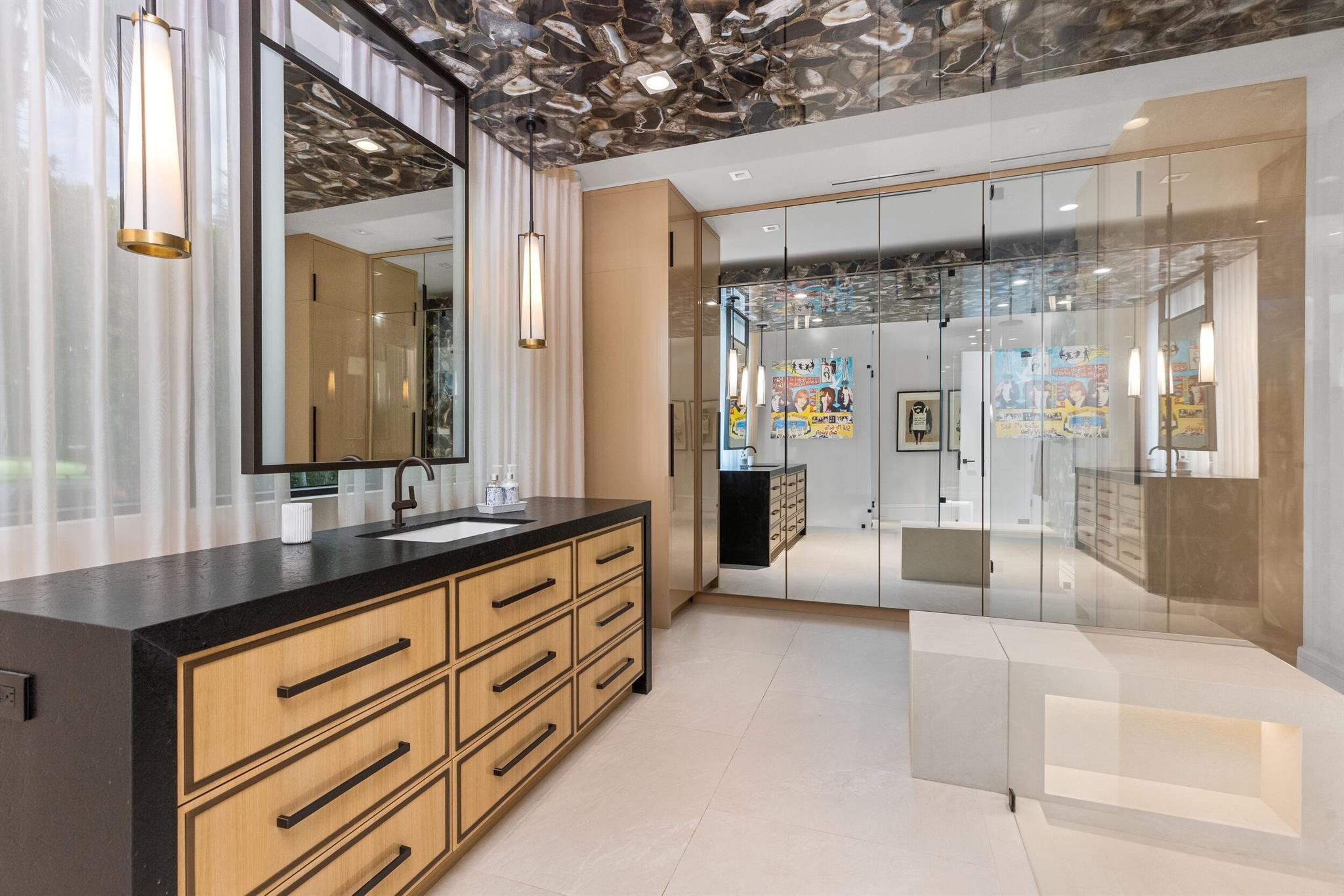 1660 S Ocean Blvd Manalapan, FL 33462