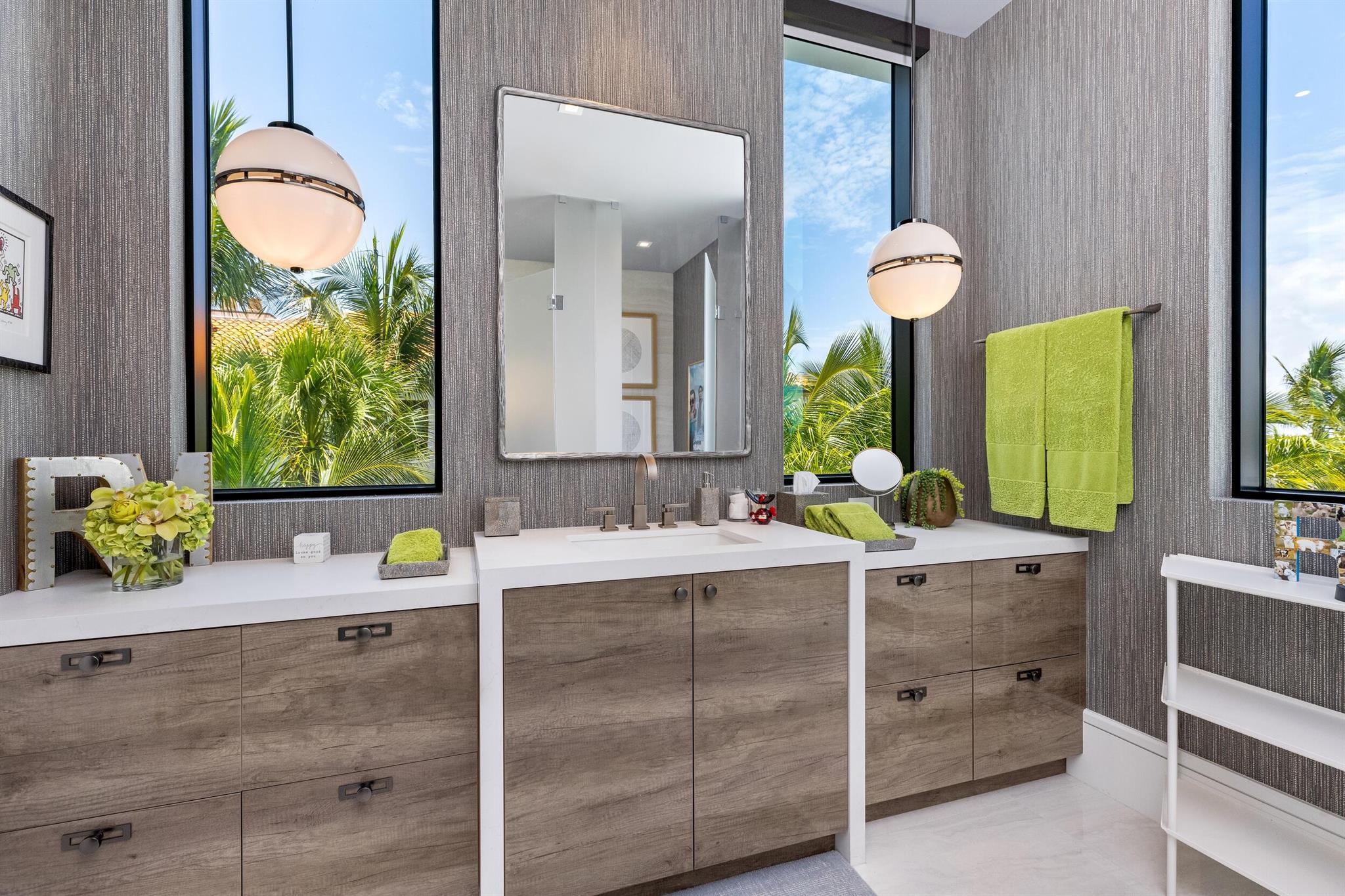 1660 S Ocean Blvd Manalapan, FL 33462