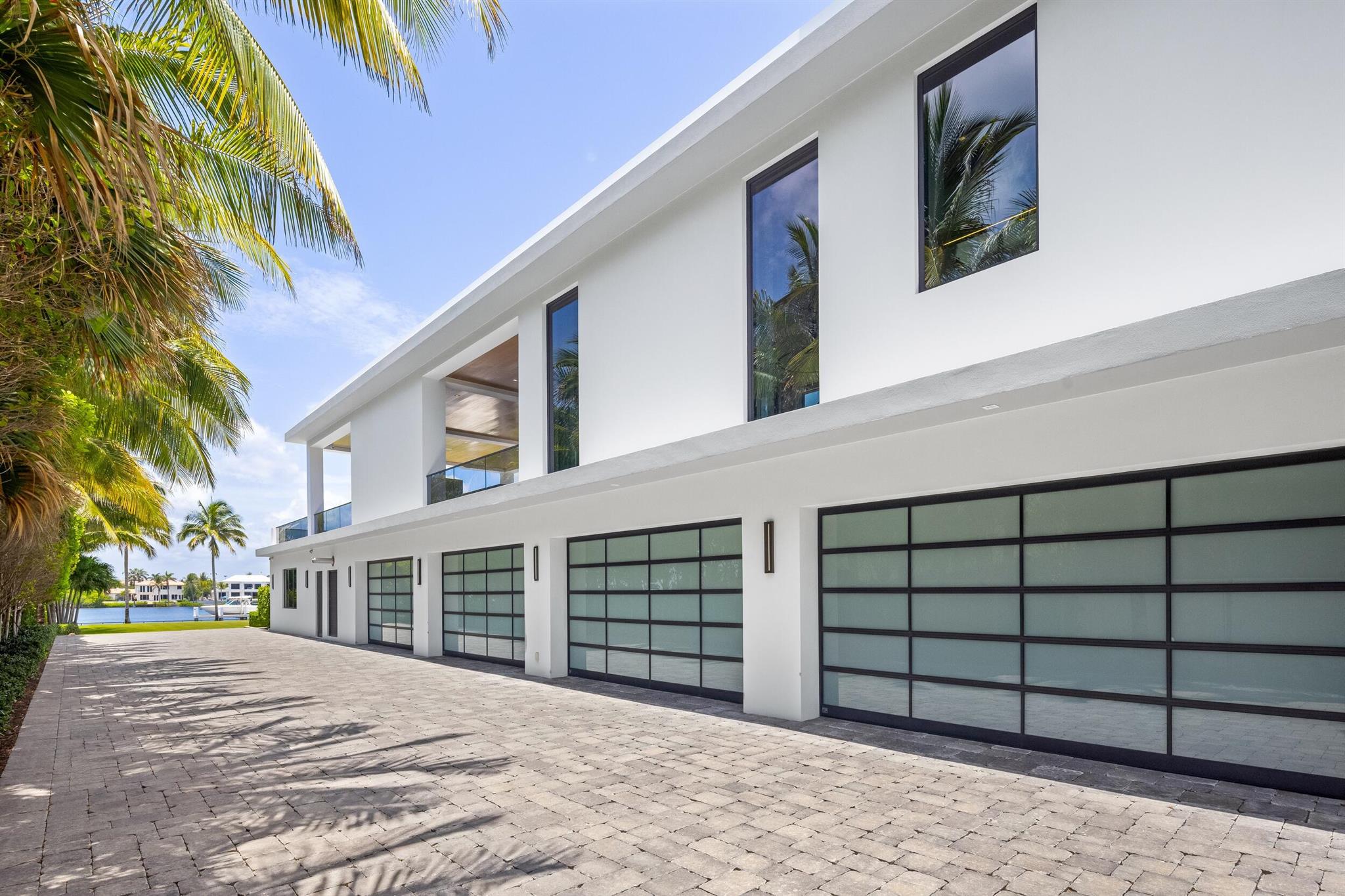 1660 S Ocean Blvd Manalapan, FL 33462