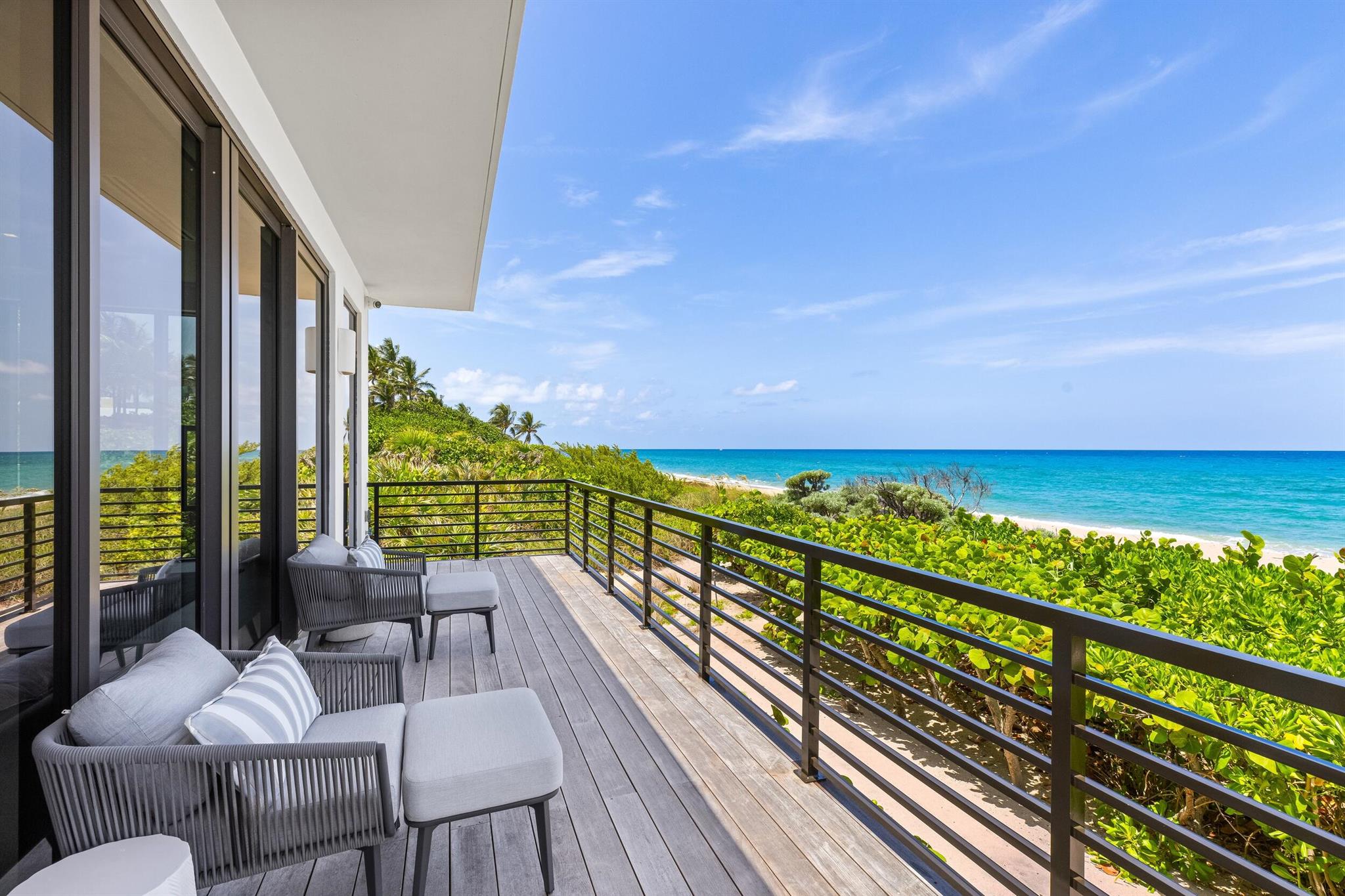 1660 S Ocean Blvd Manalapan, FL 33462