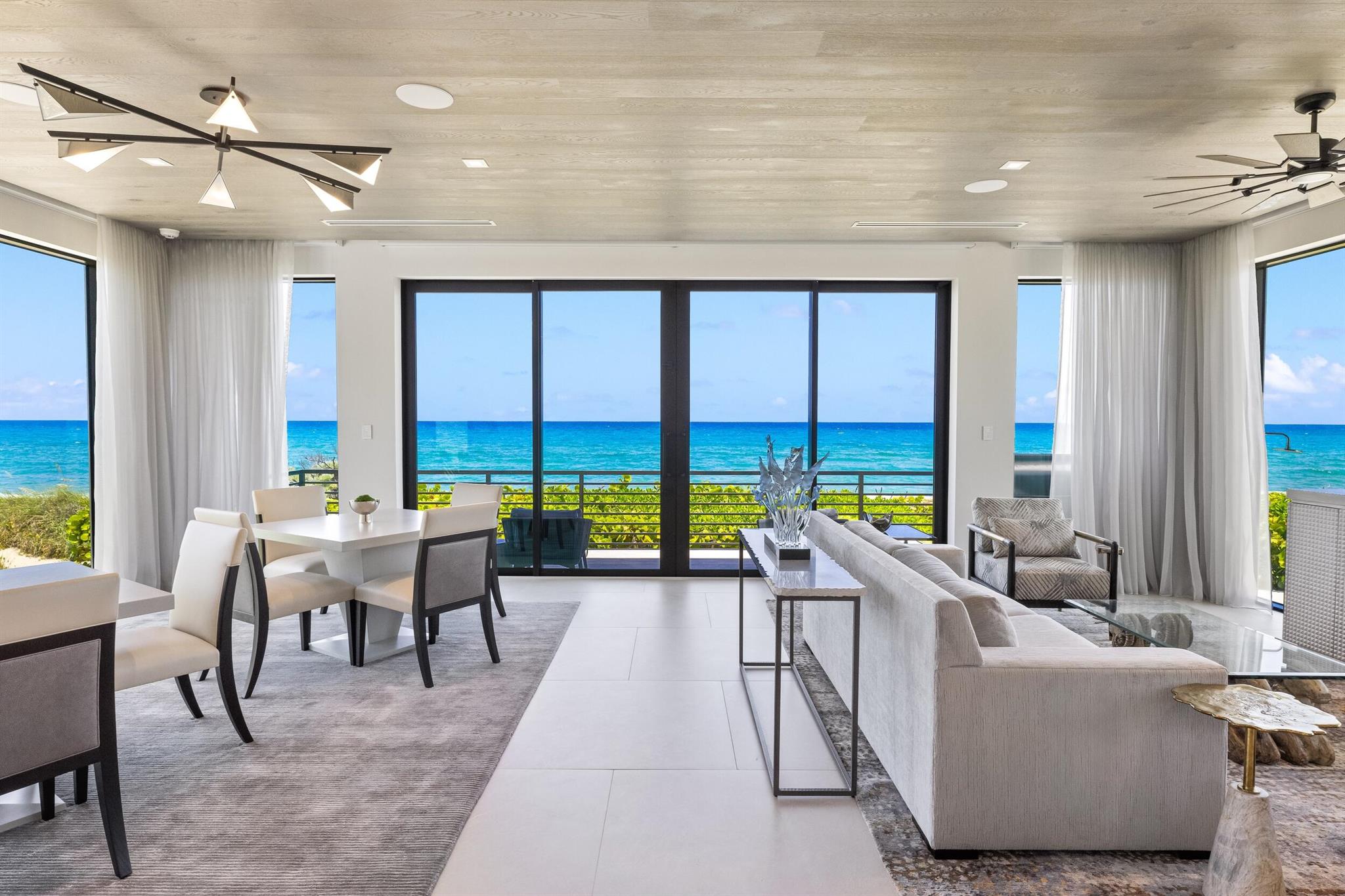 1660 S Ocean Blvd Manalapan, FL 33462