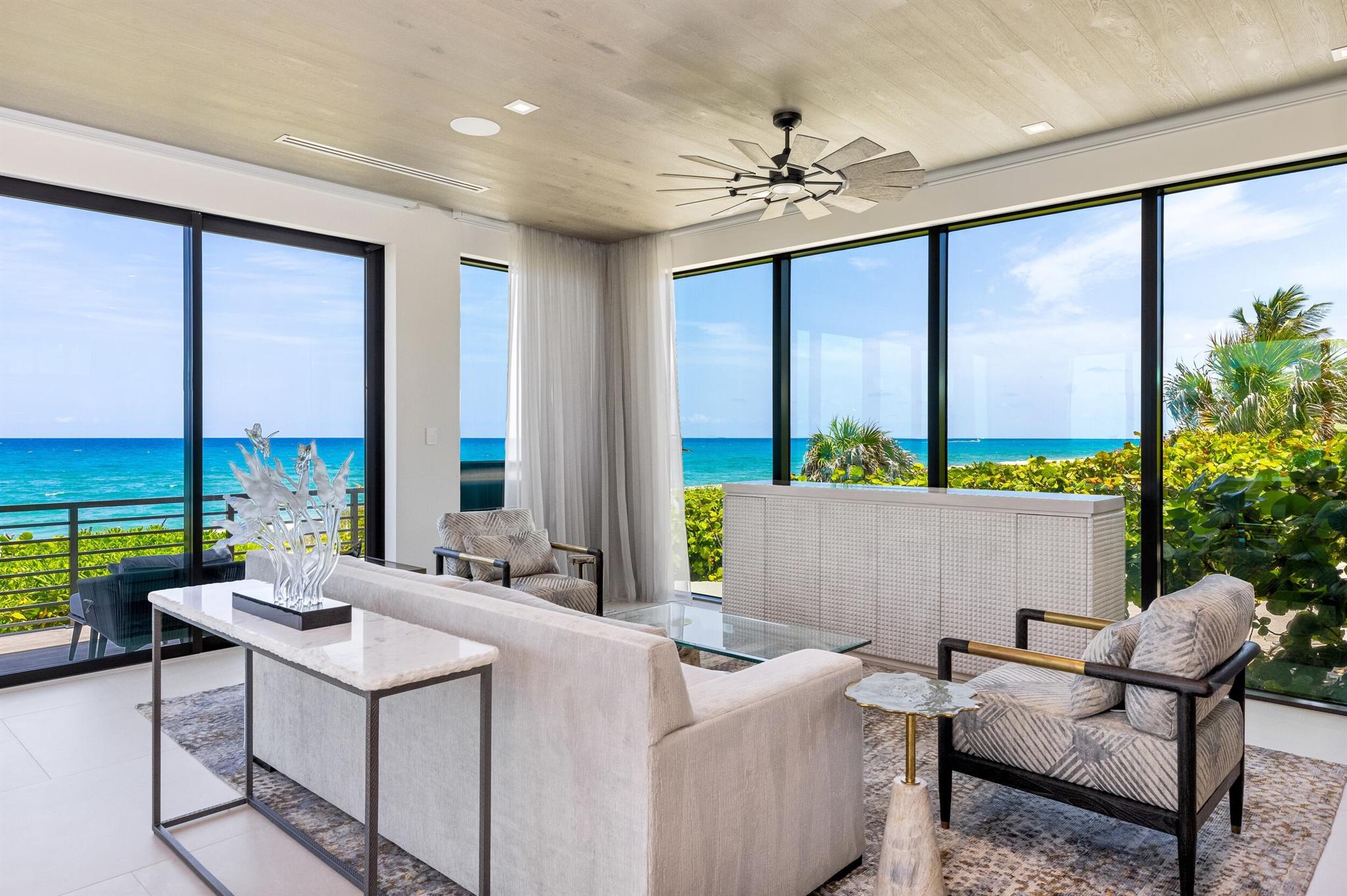 1660 S Ocean Blvd Manalapan, FL 33462