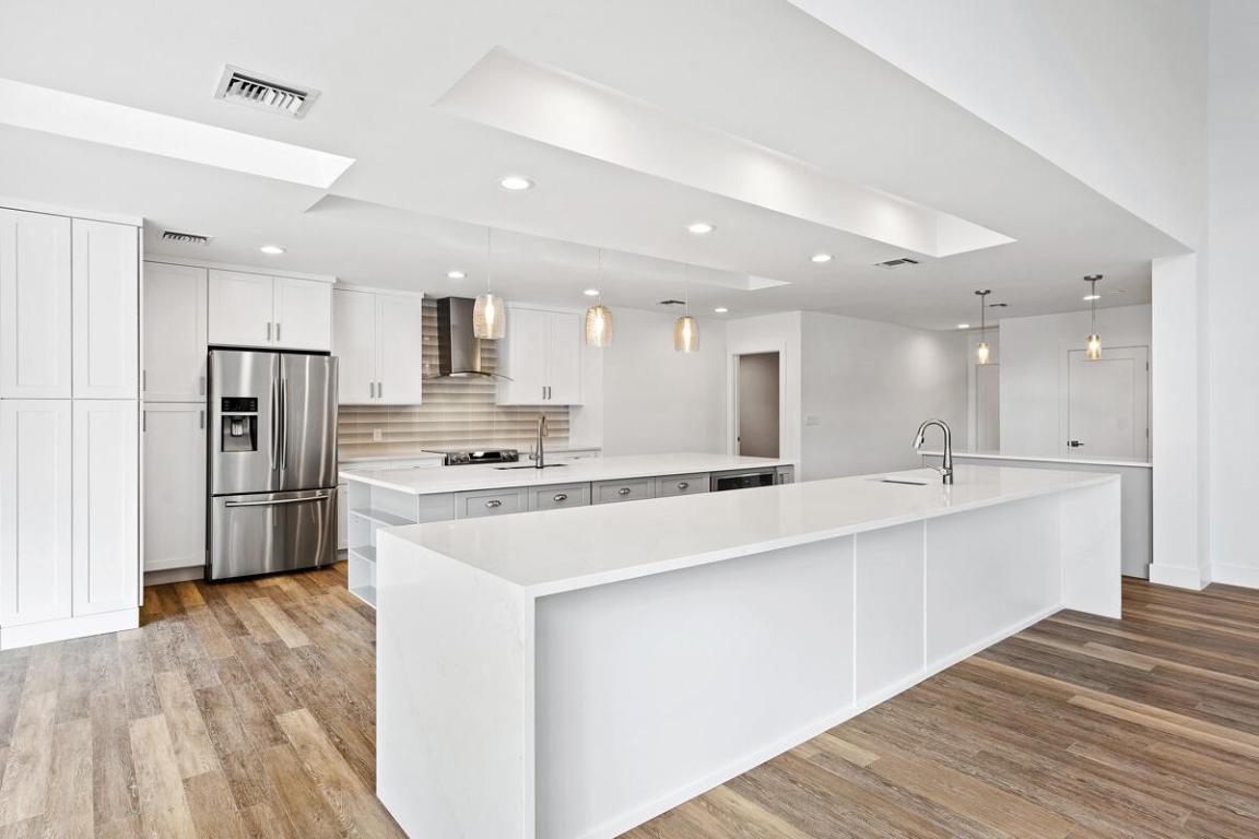 533 E Alexander Palm Boca Raton, FL 33432