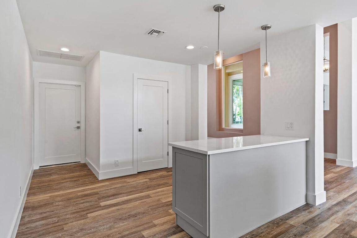 533 E Alexander Palm Boca Raton, FL 33432