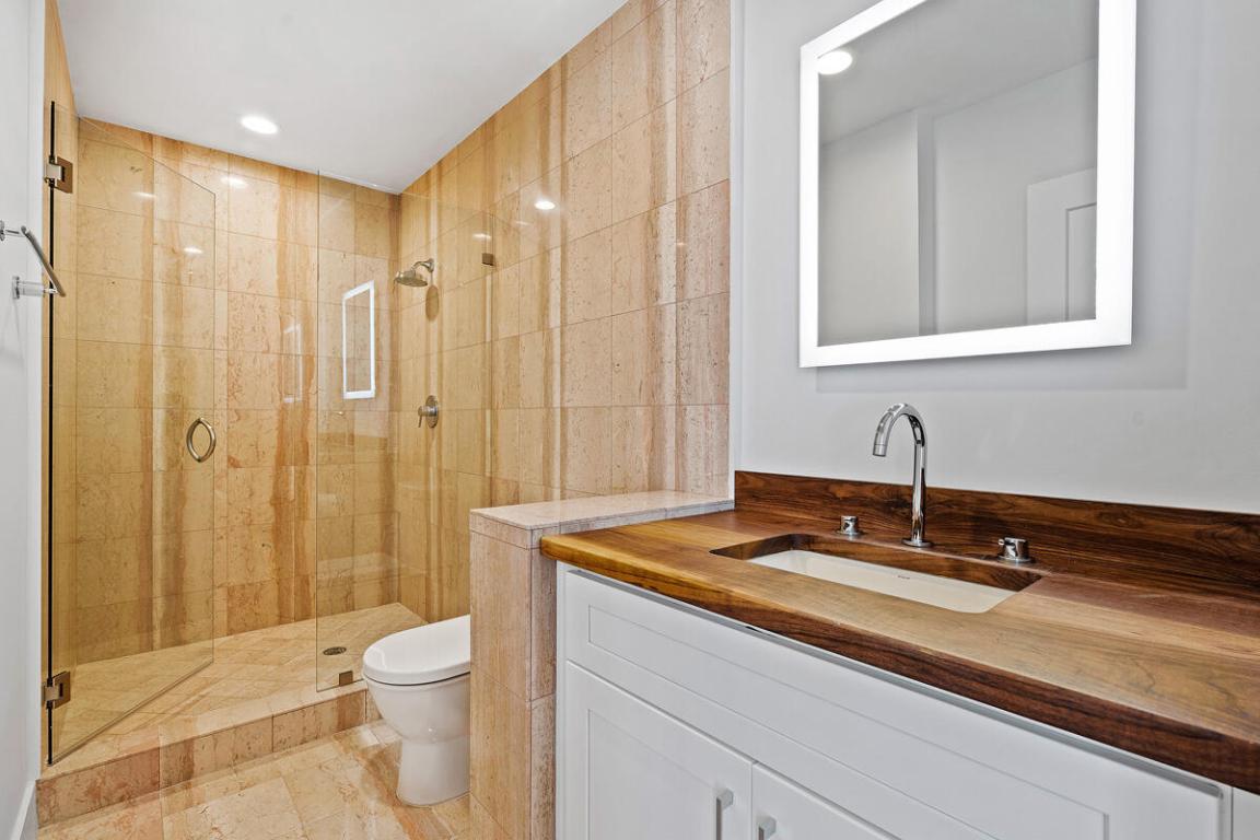 533 E Alexander Palm Boca Raton, FL 33432